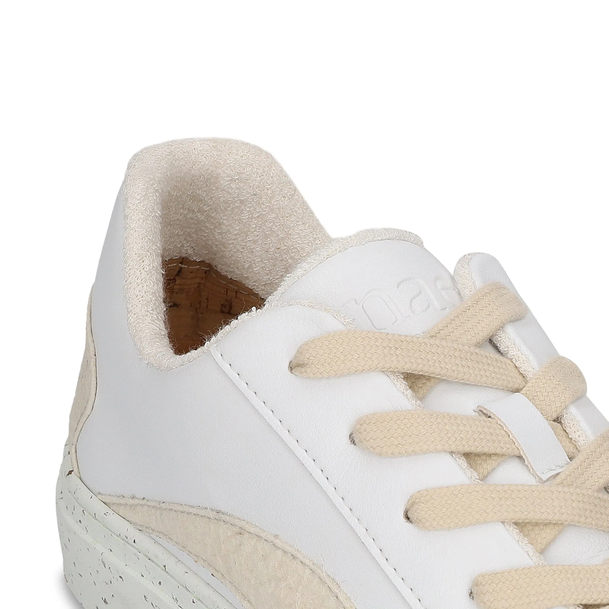 Berlin Unisex Pi?atex & Apple Leather Vegan Sneakers | White