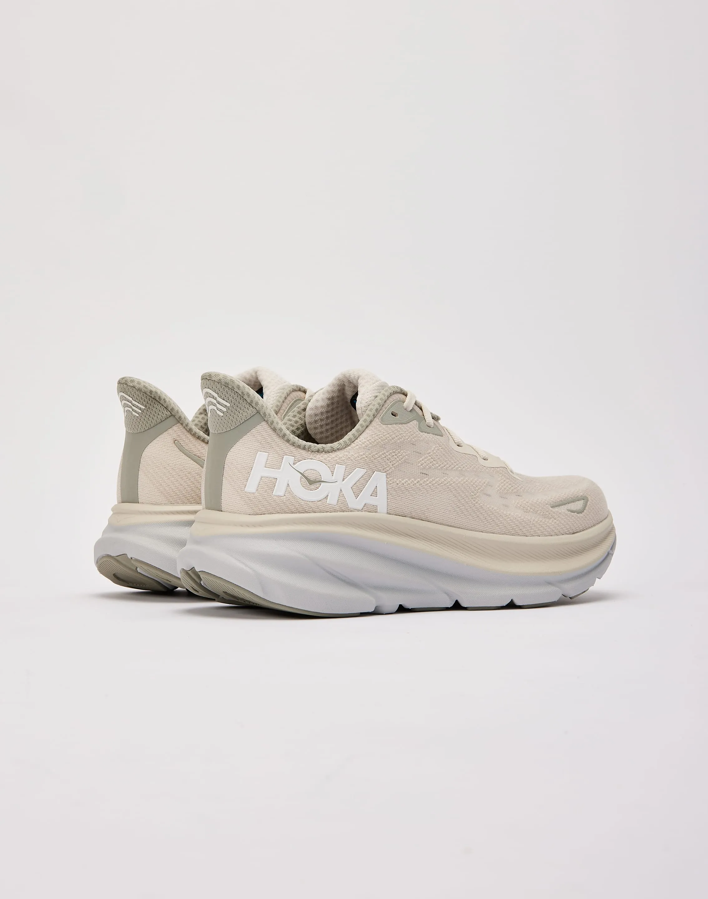 HOKA Clifton 9