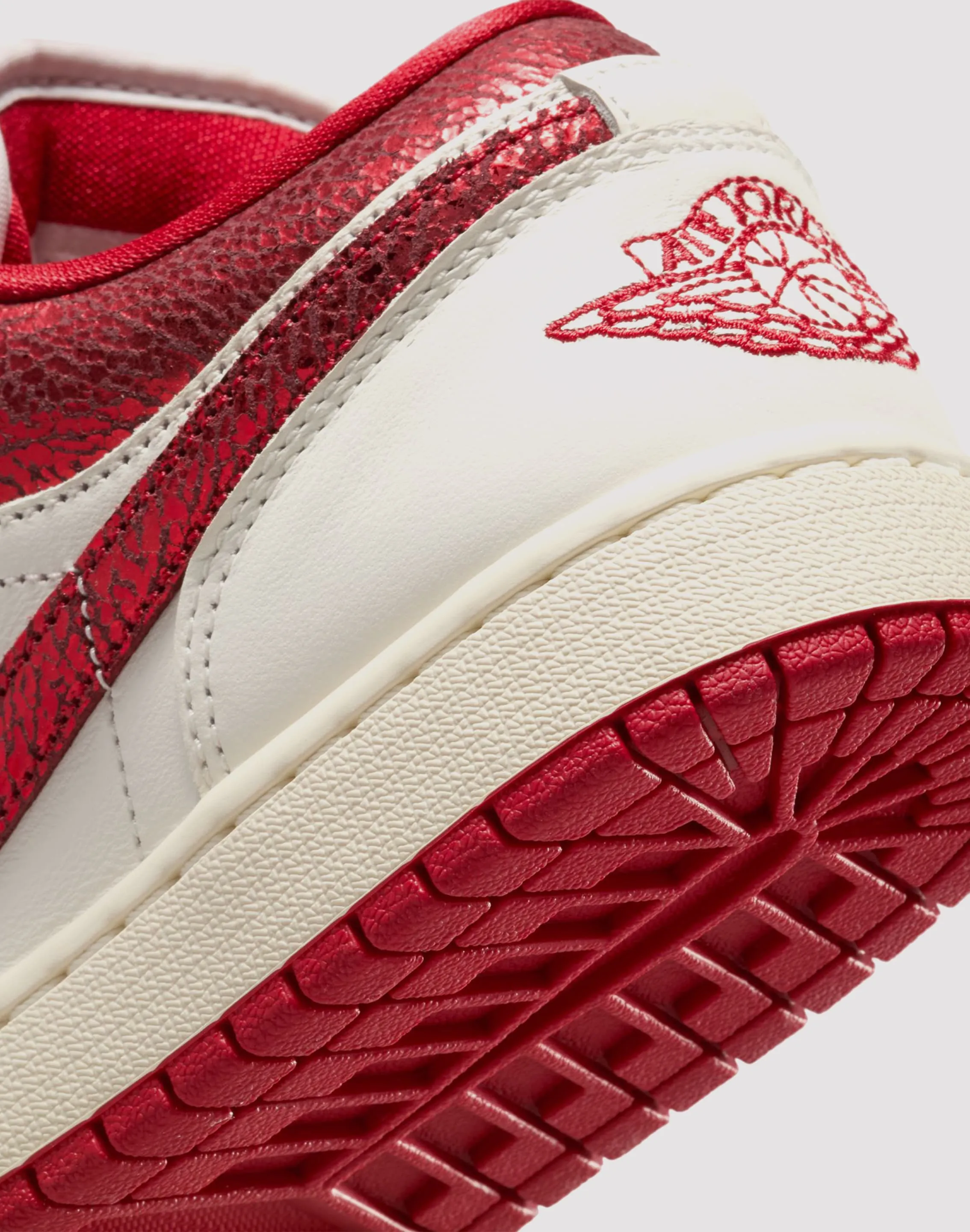 Jordan 1 Low SE "Sail/Varsity Red/Team Red"