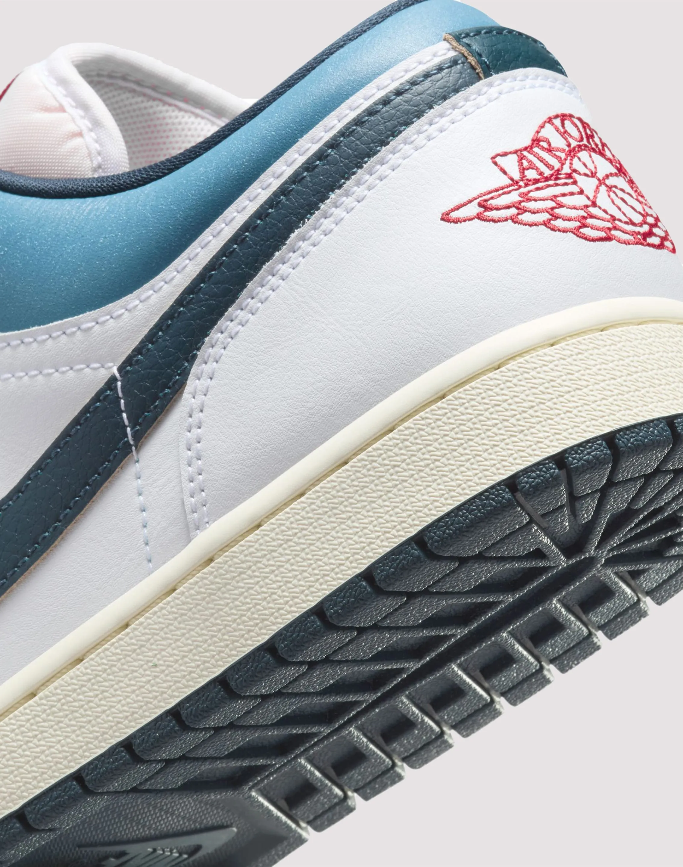 Jordan 1 Low SE "White/Armory Navy/Aegean Storm"