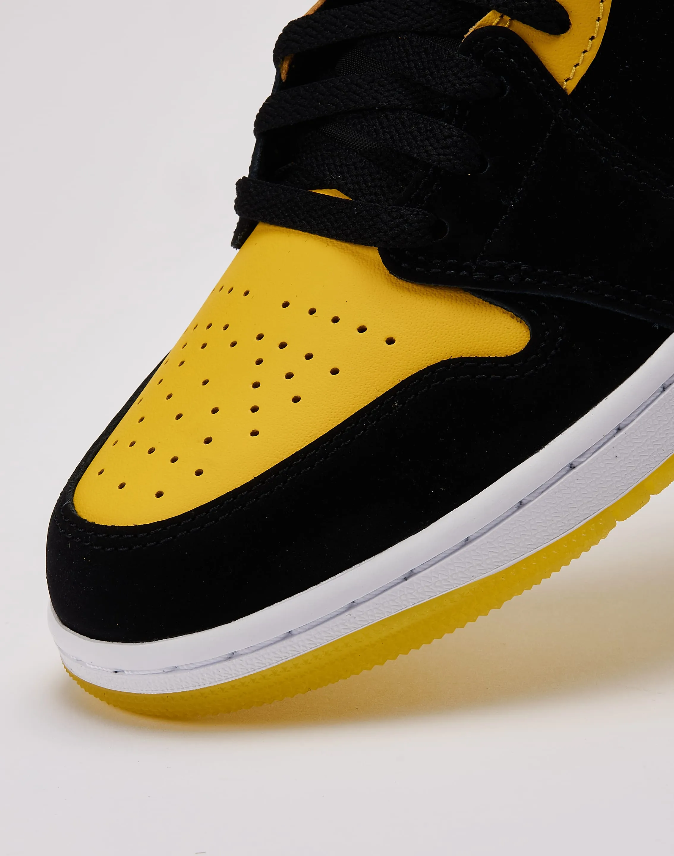 Jordan Air Jordan 1 Mid SE 'New Love'