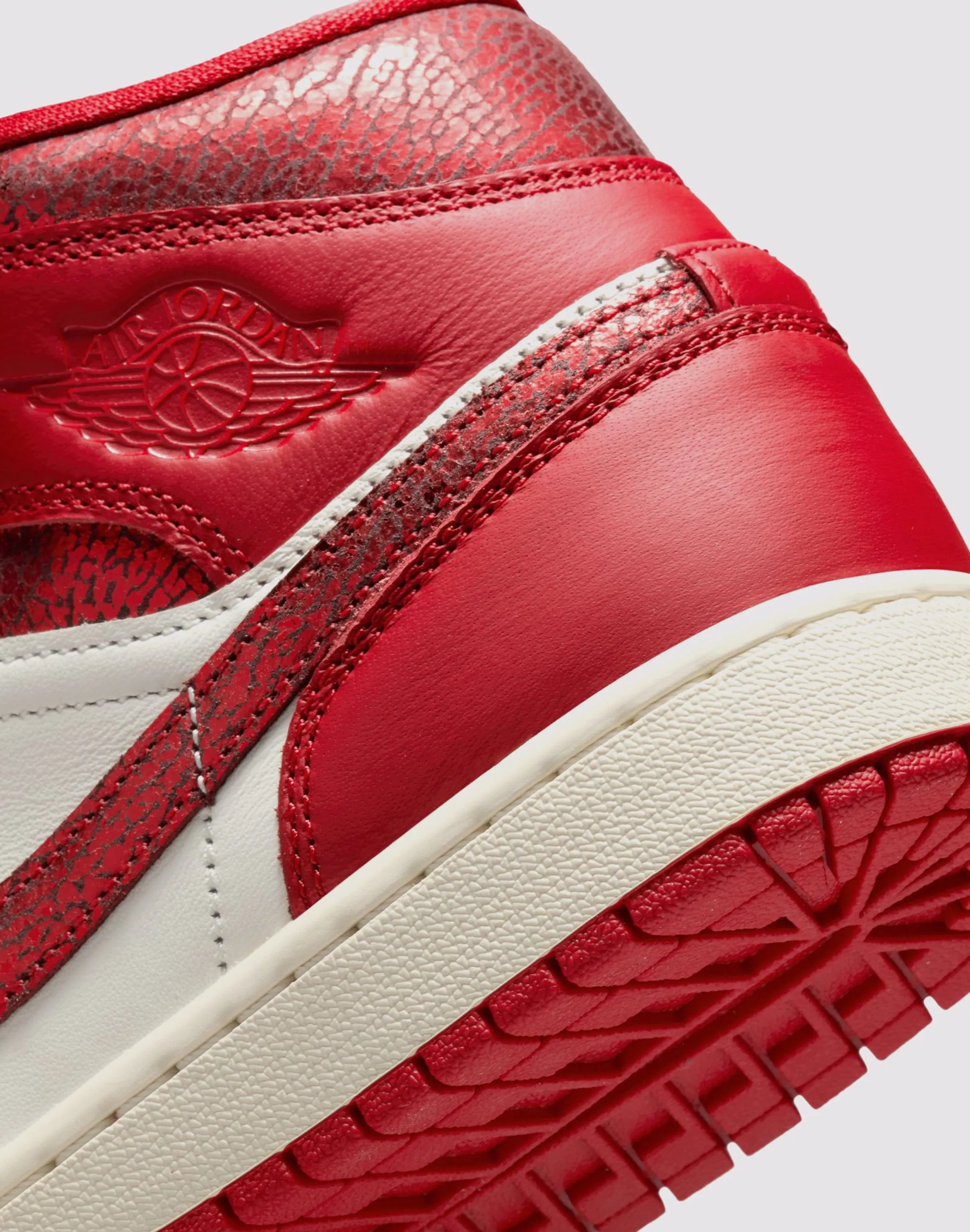Jordan Air Jordan 1 Mid SE