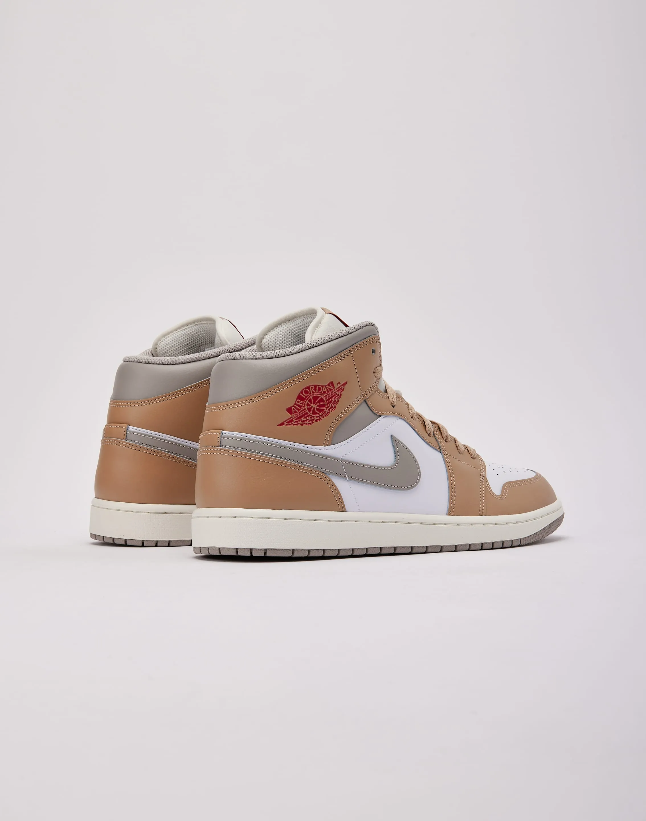 Jordan Air Jordan 1 Mid
