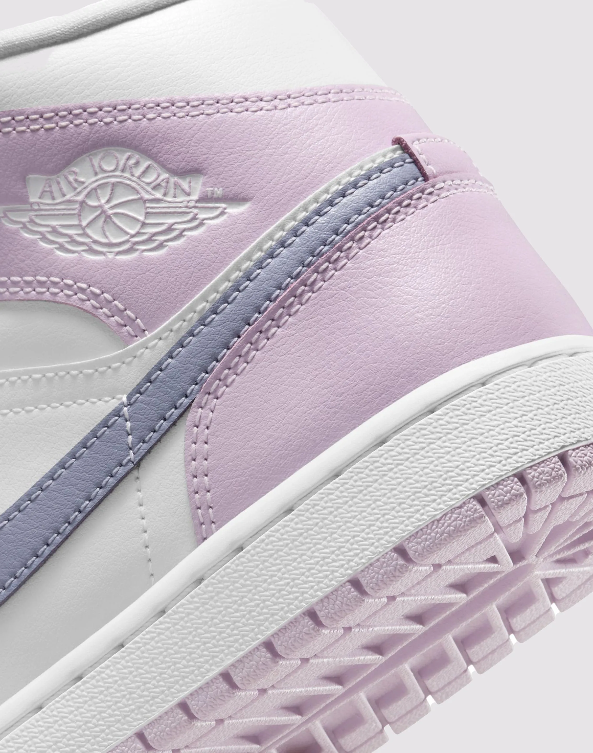 Jordan Air Jordan 1 Mid