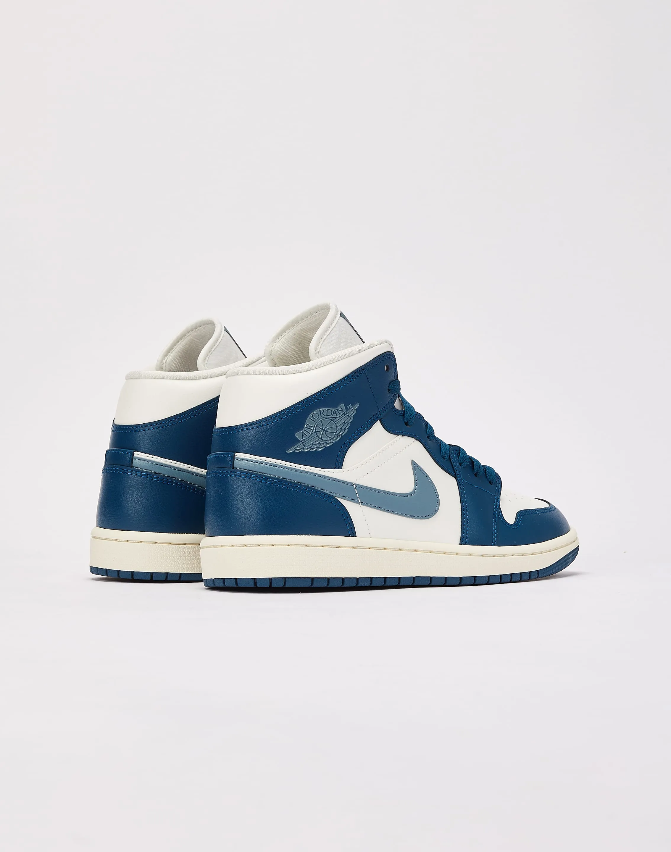 Jordan Air Jordan 1 Mid