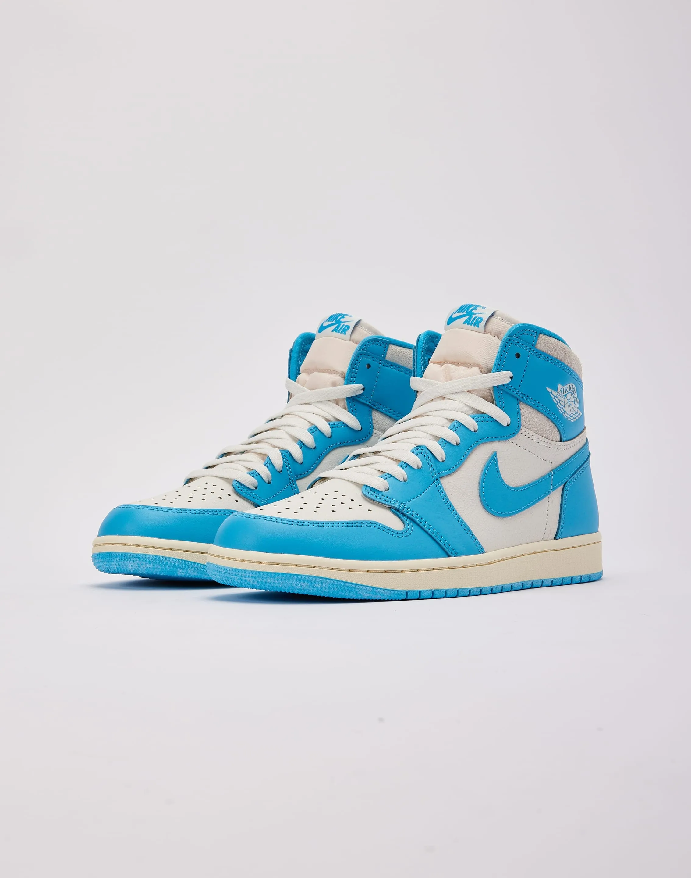 Jordan Air Jordan 1 Retro High OG 'UNC Reimagined'