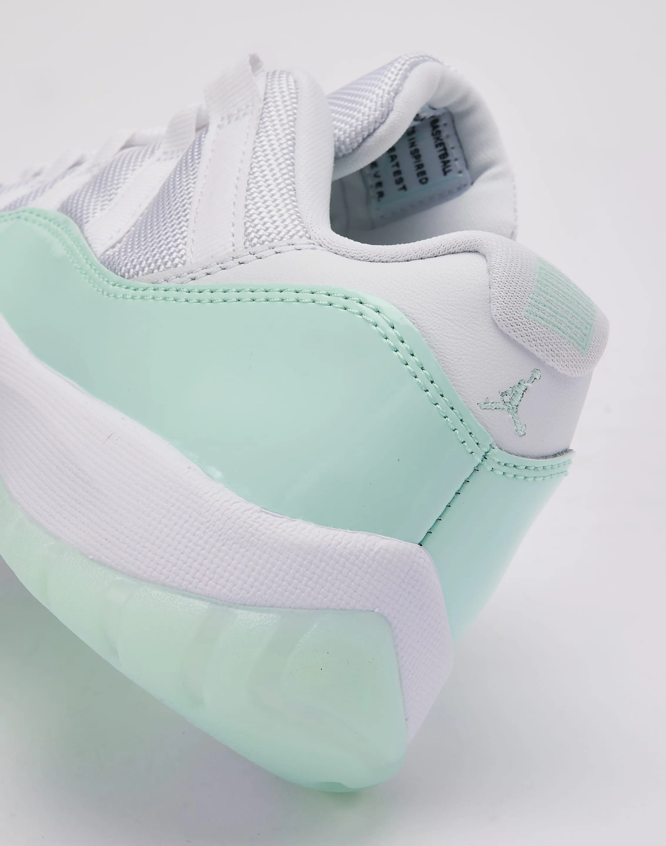 Jordan Air Jordan 11 Retro Low 'Igloo'