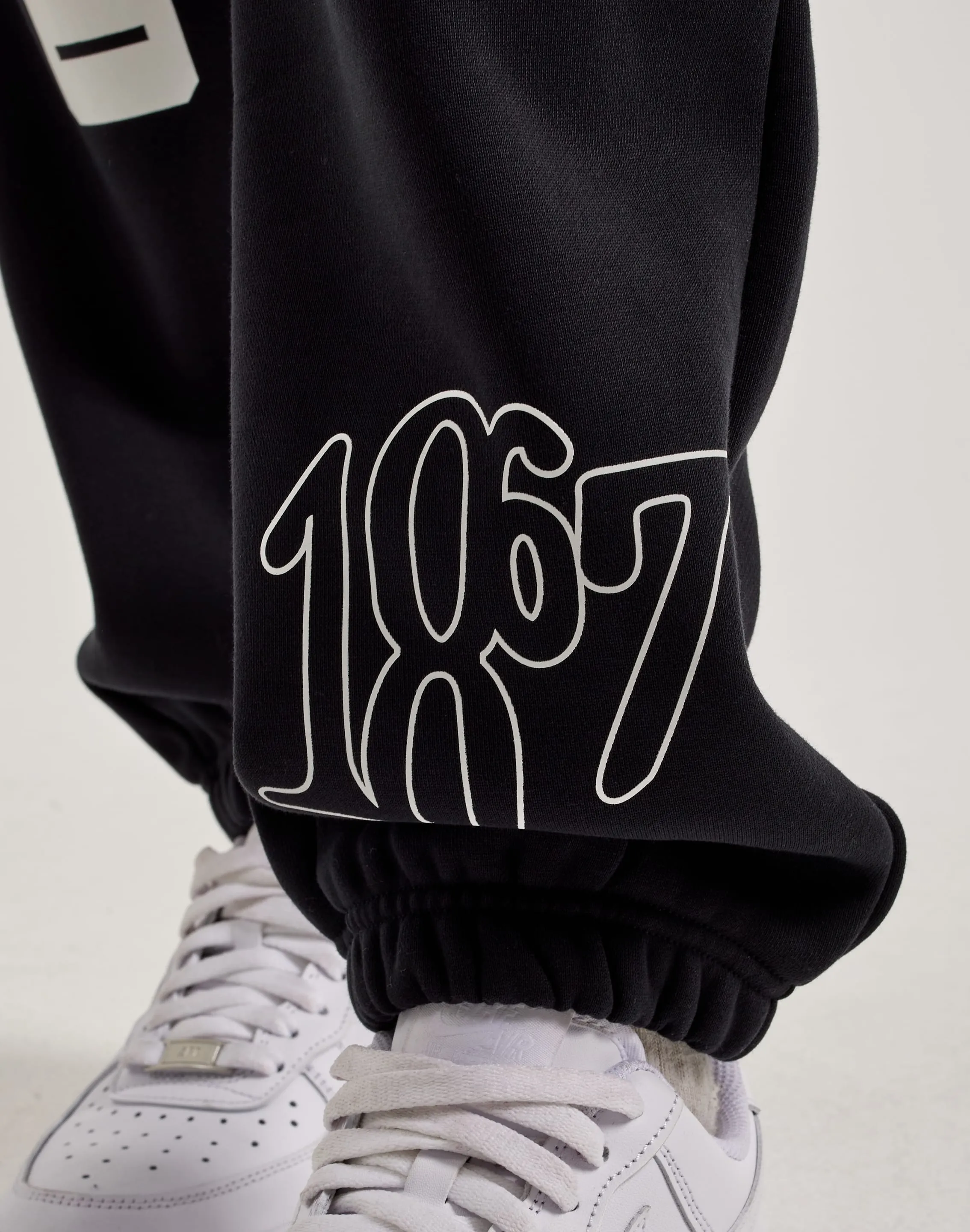 Jordan Howard University Fleece Pants