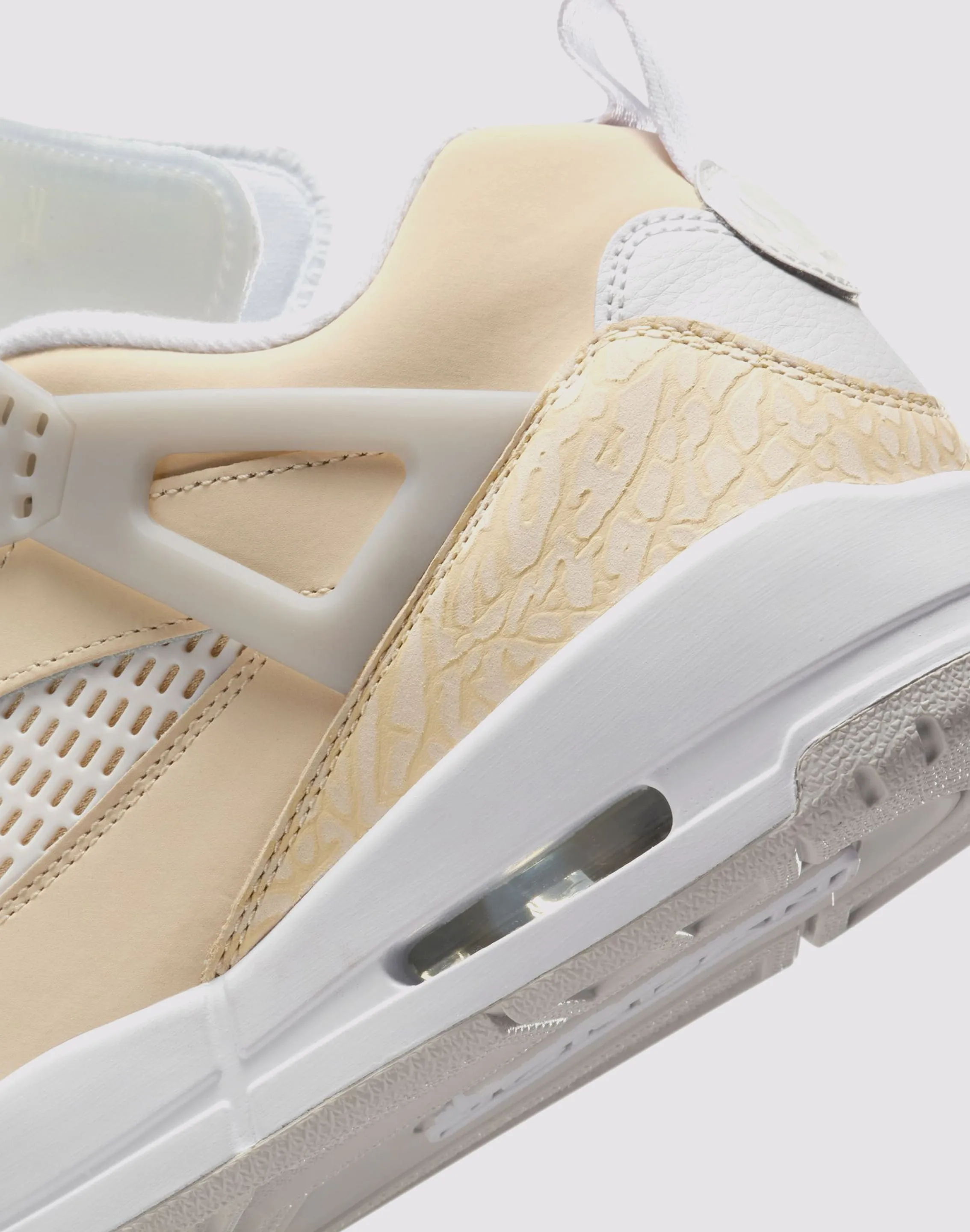 Jordan Spizike Low