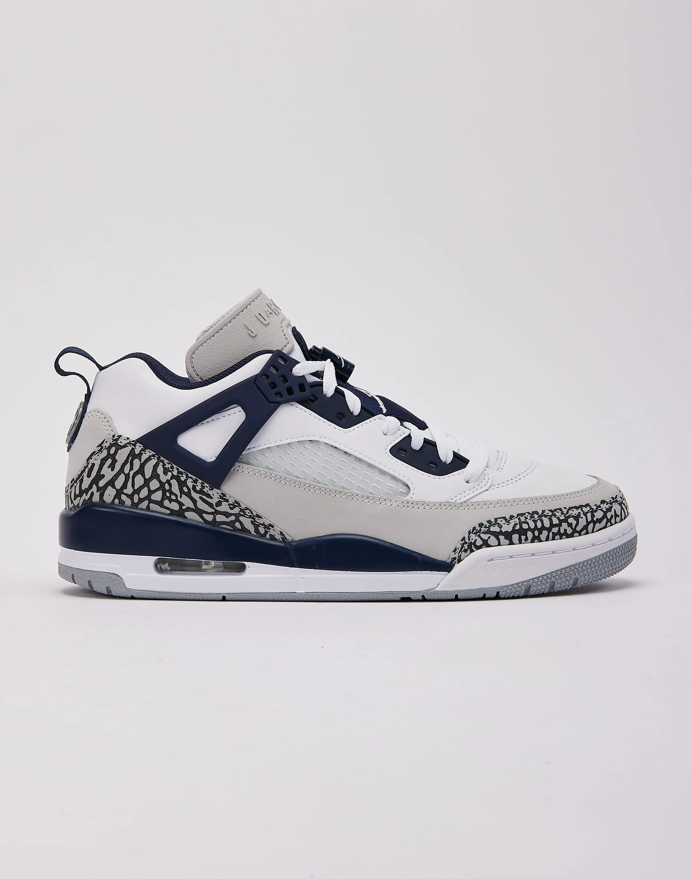 Jordan Spizike Low