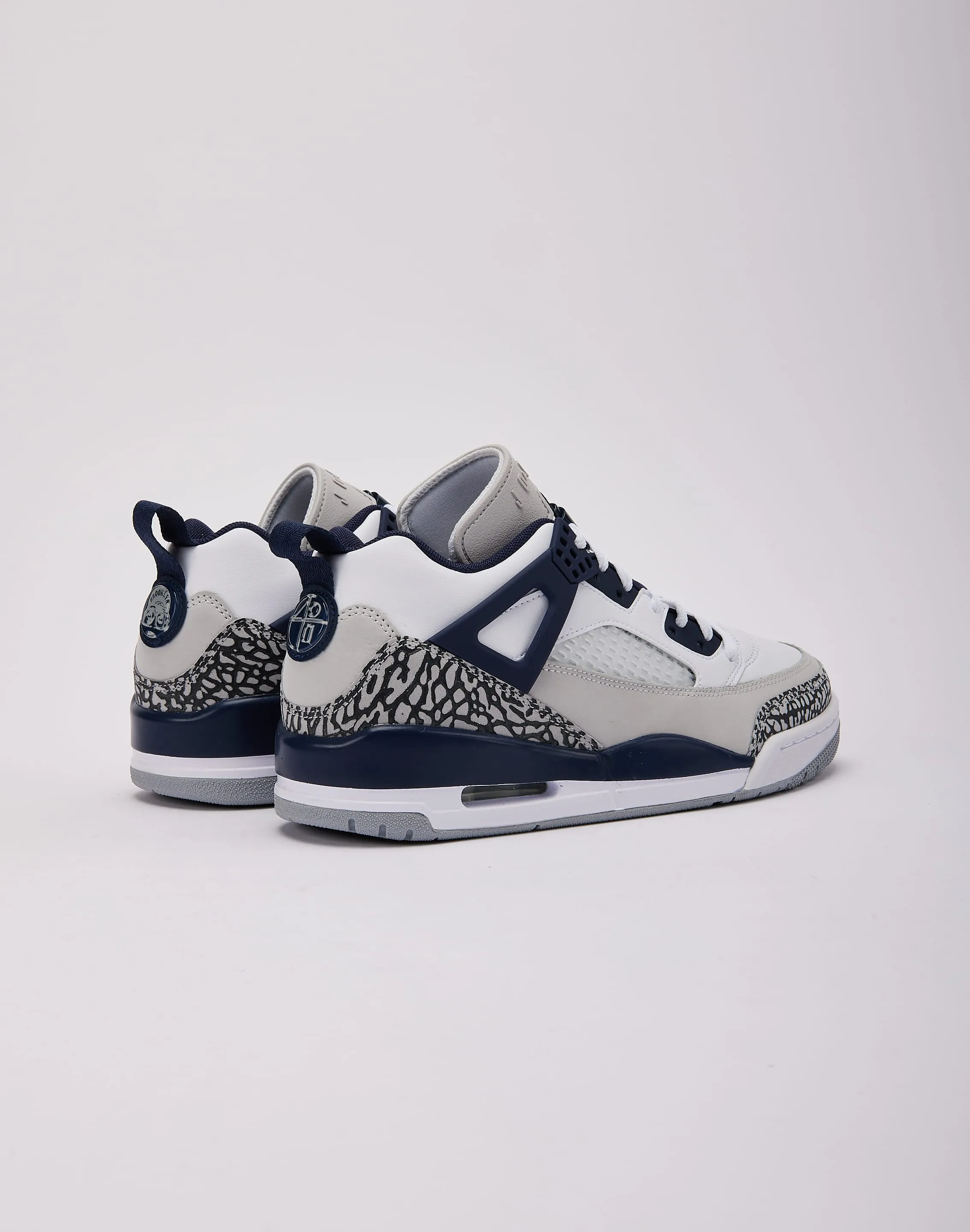 Jordan Spizike Low