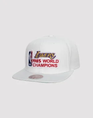 Mitchell & Ness Mitchell &amp; Ness Los Angeles Lakers NBA Champs Hardwood Classic Snapback-White