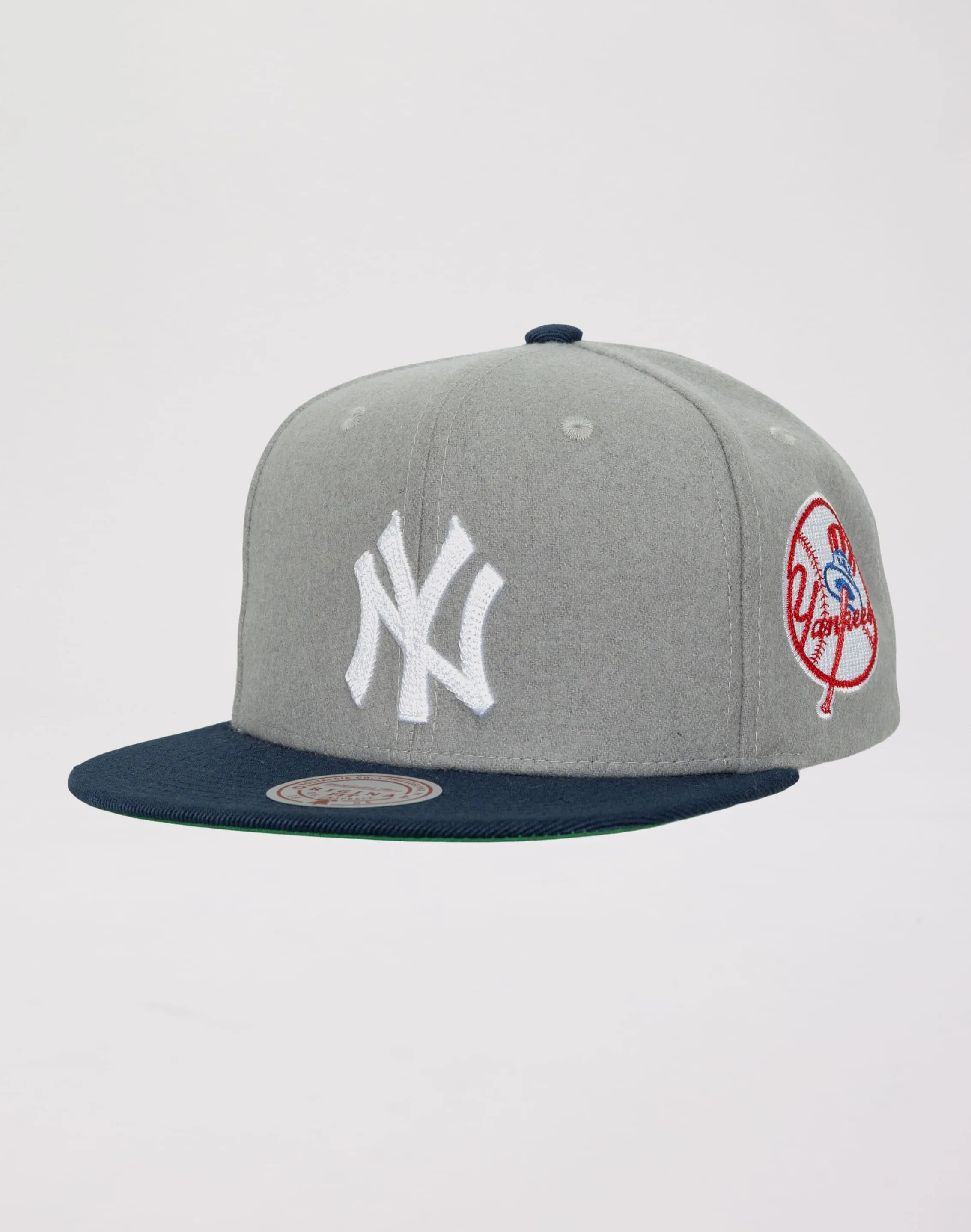 Mitchell & Ness New York Yankees MLB Melt Stitch Snapback Hat-Grey/Navy