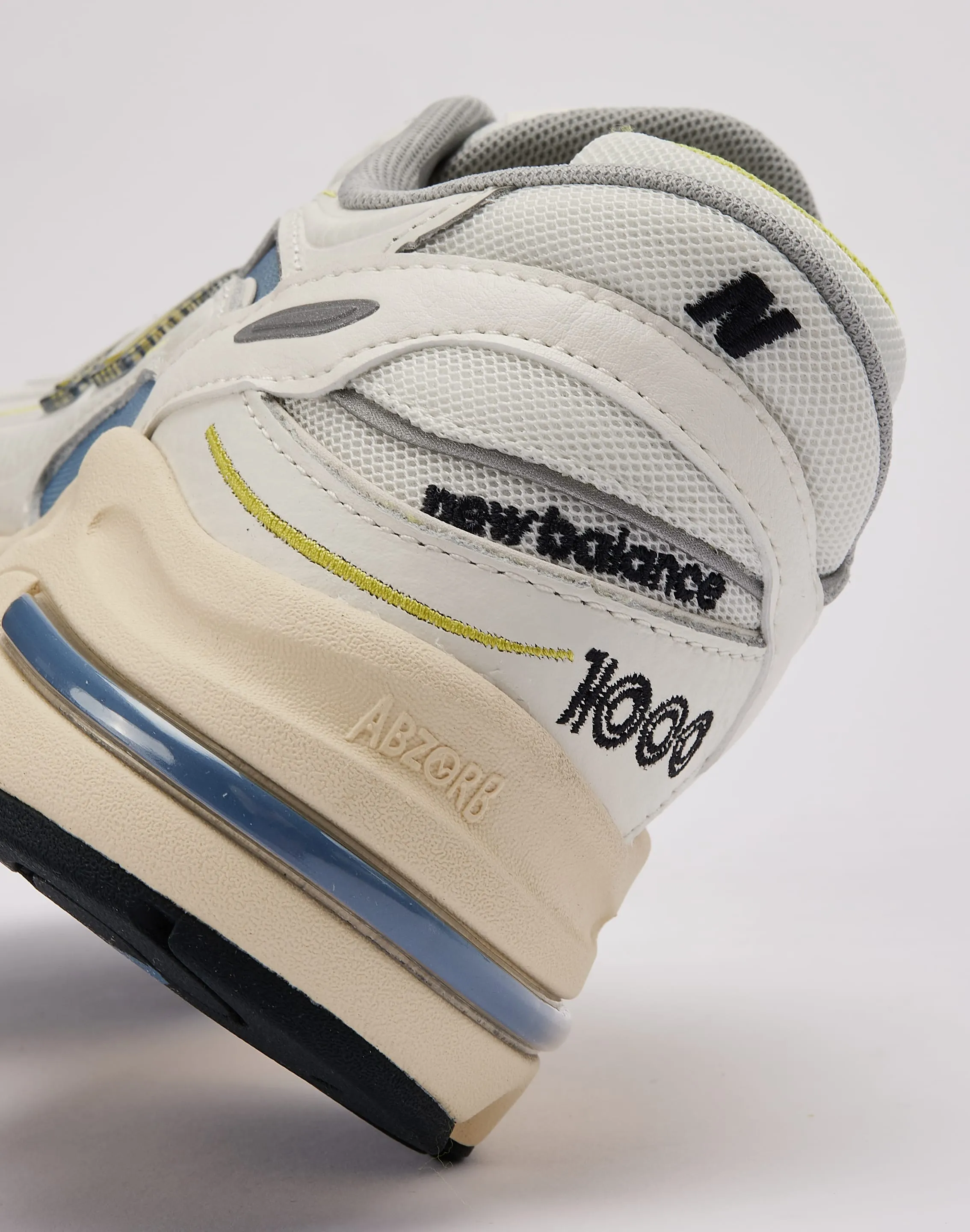 New Balance 1000