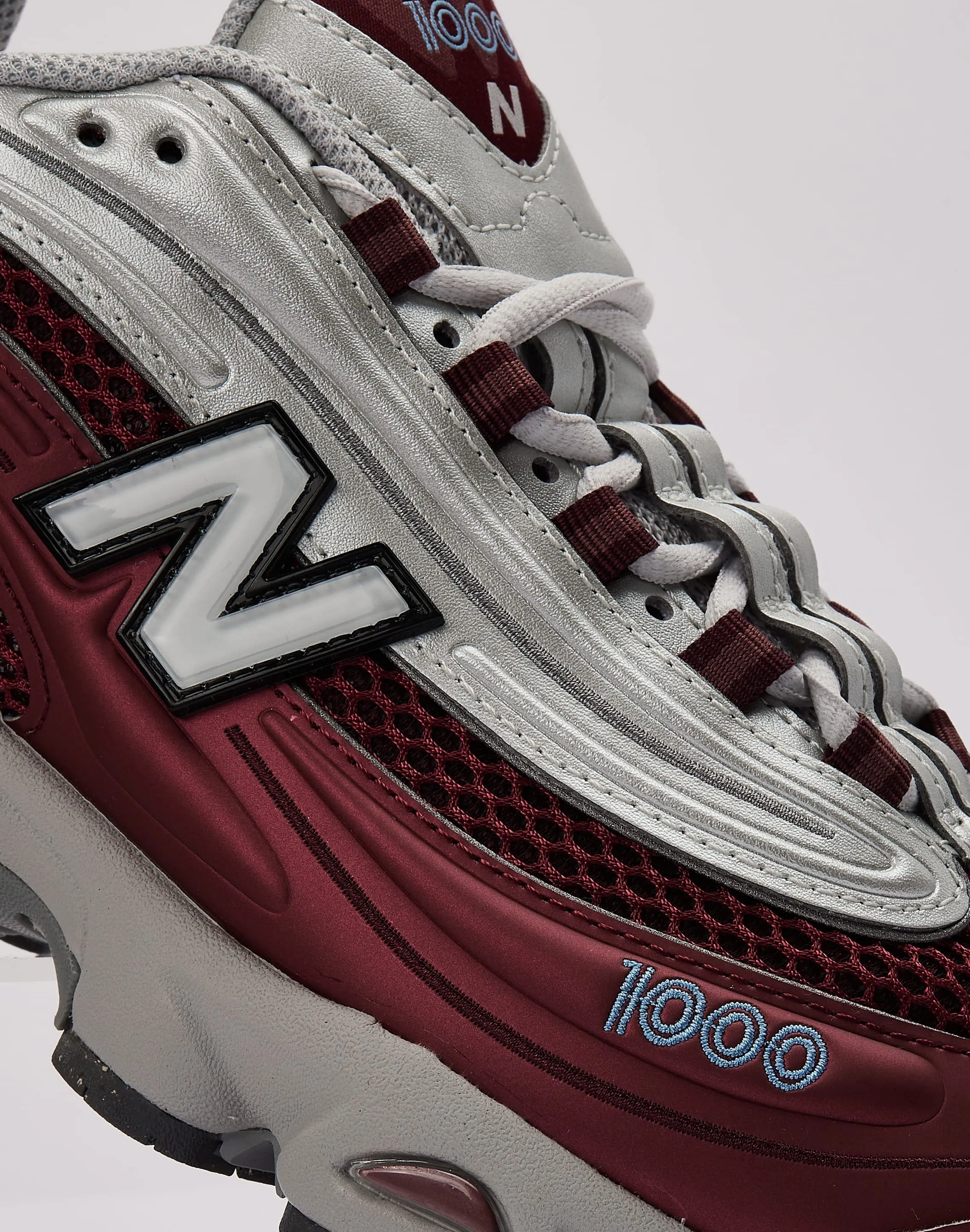 New Balance 1000