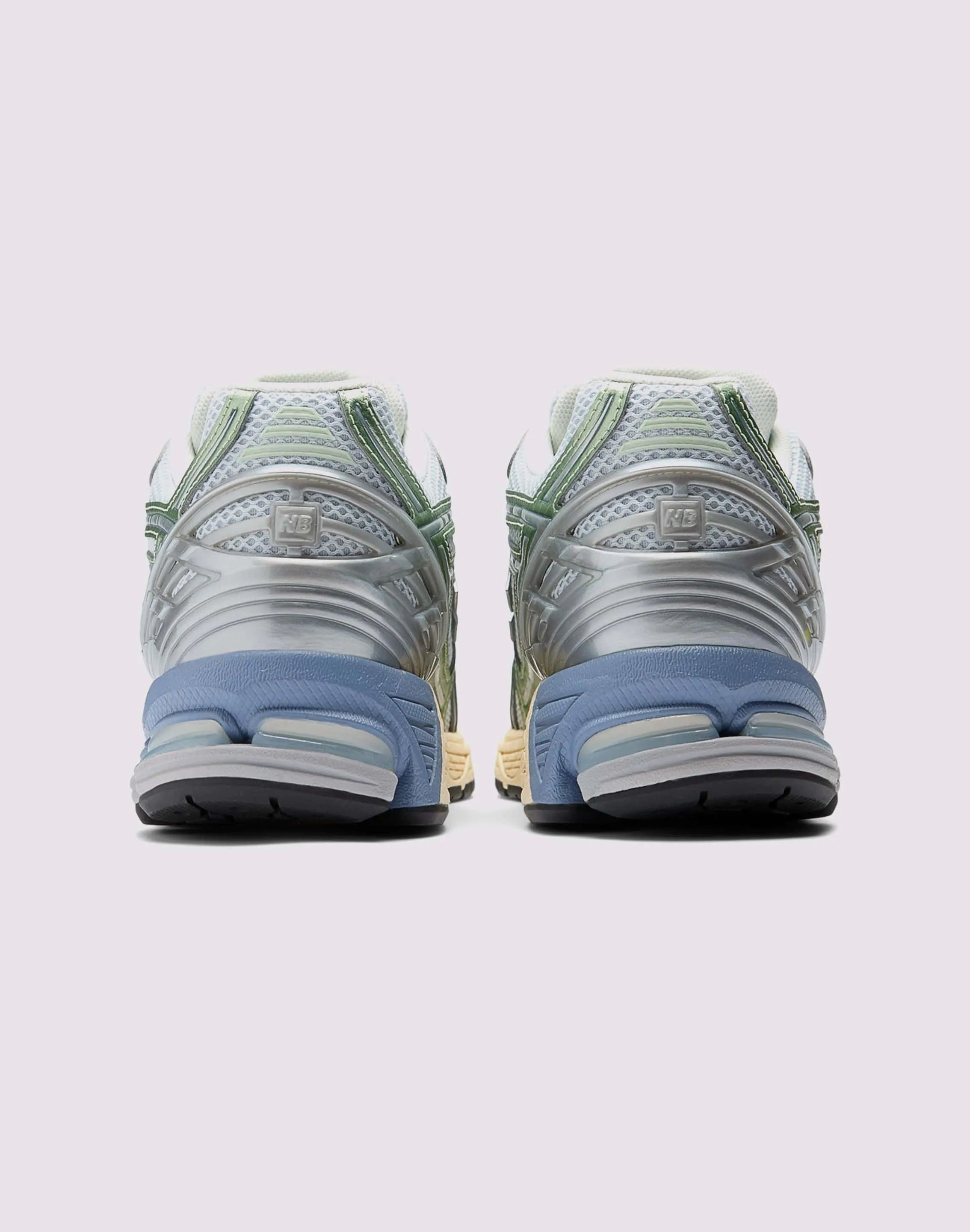 New Balance 1906R