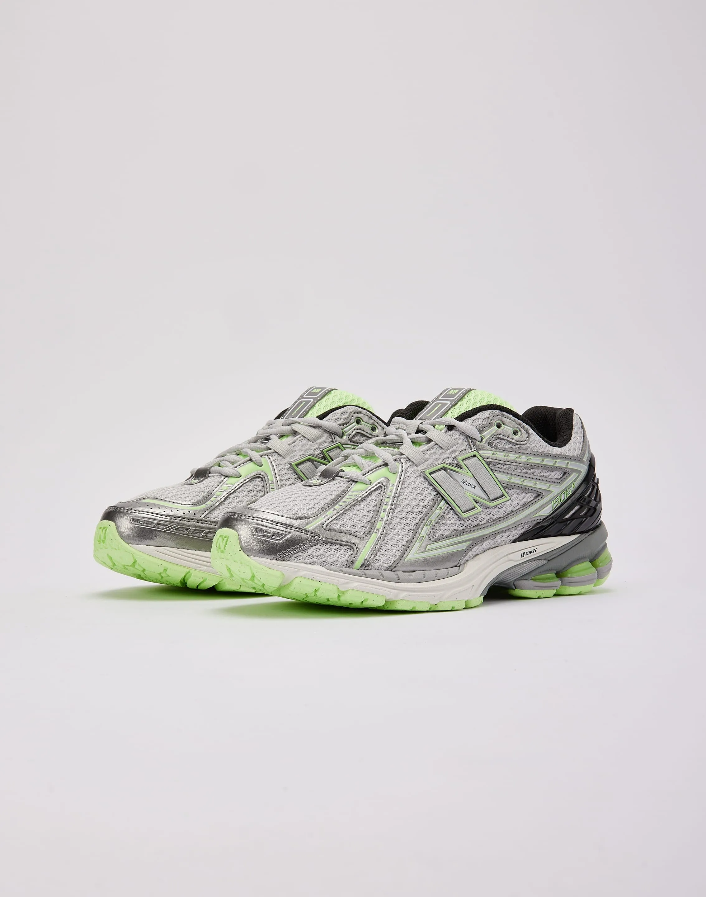New Balance 1906R