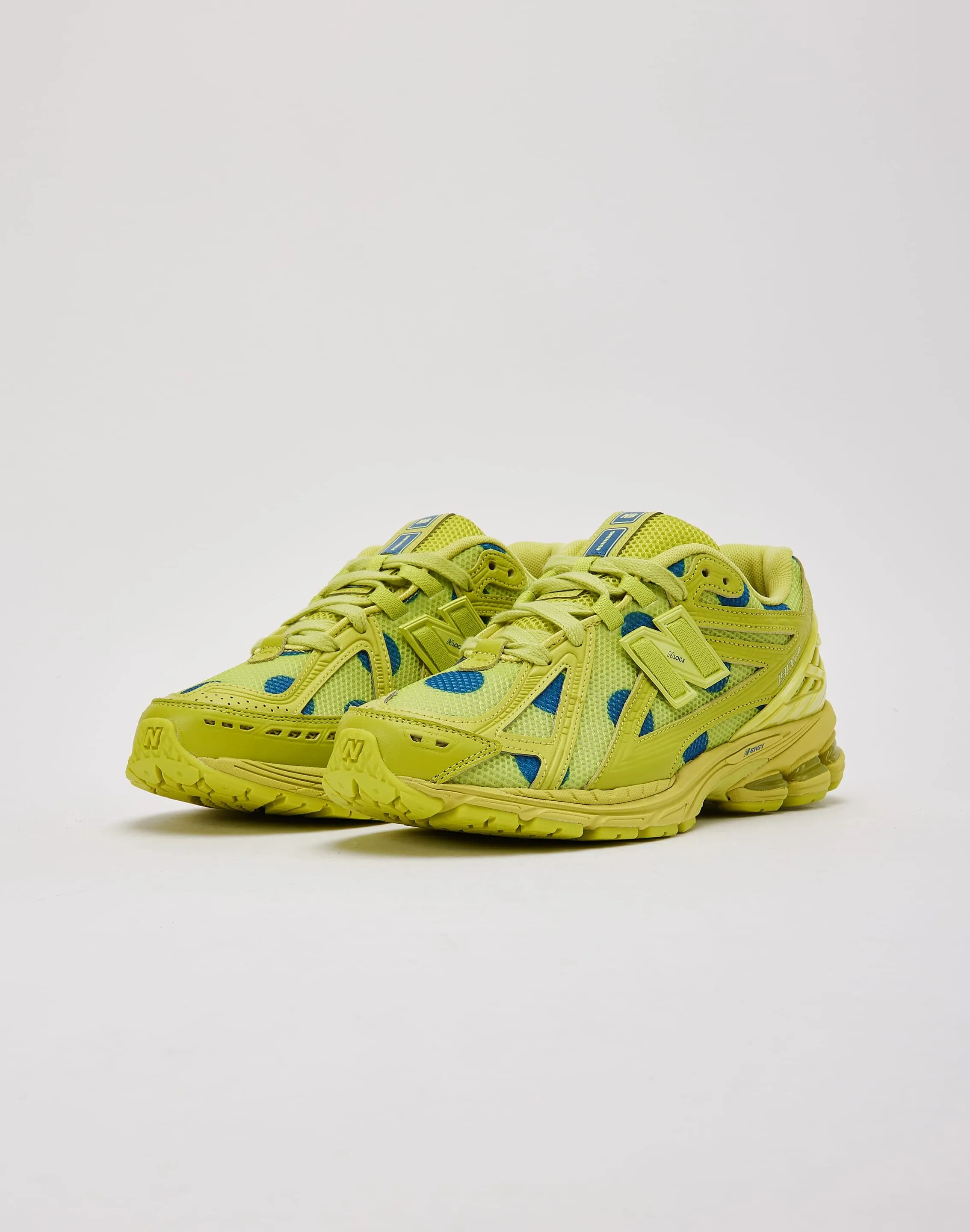 New Balance 1906R