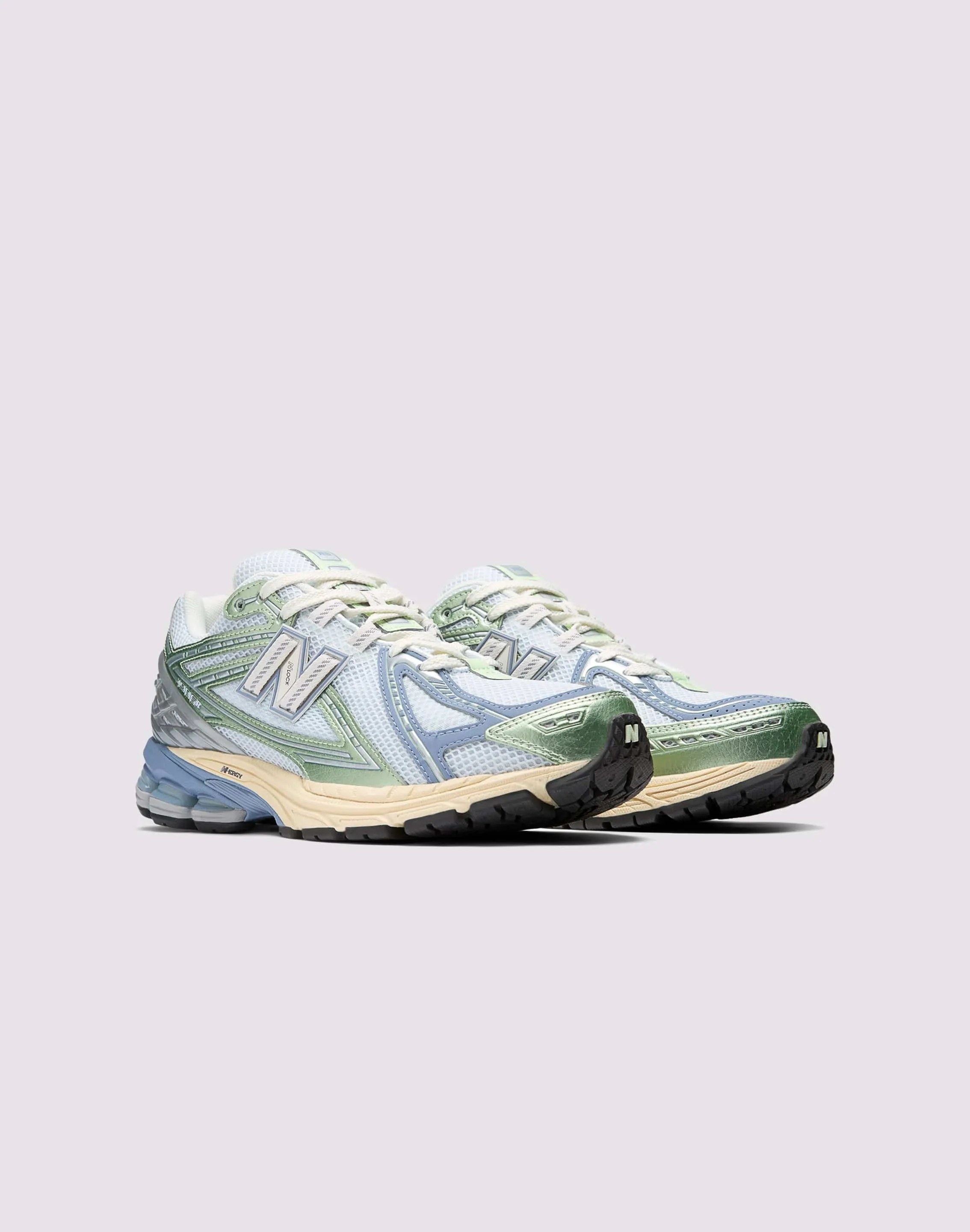 New Balance 1906R