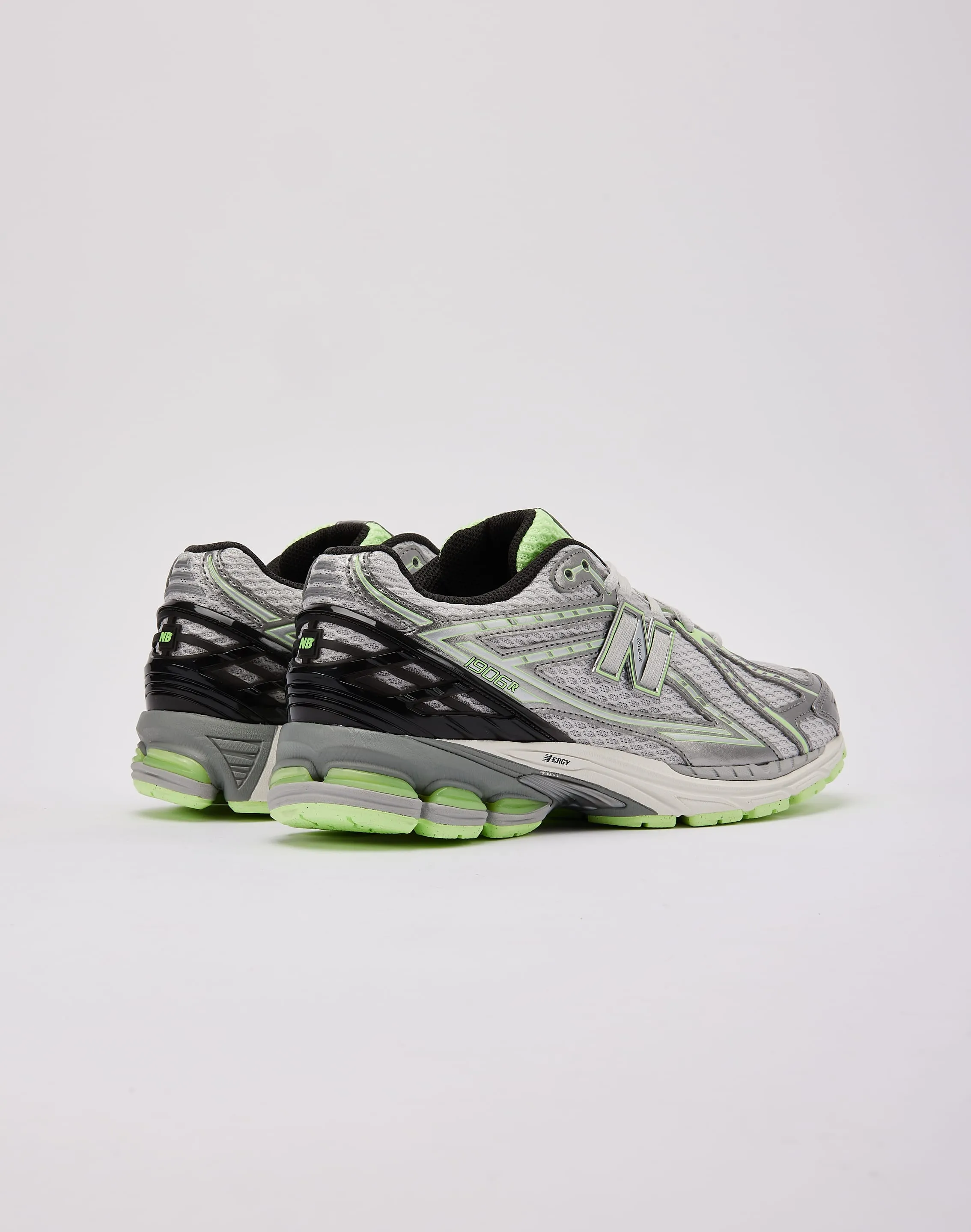 New Balance 1906R