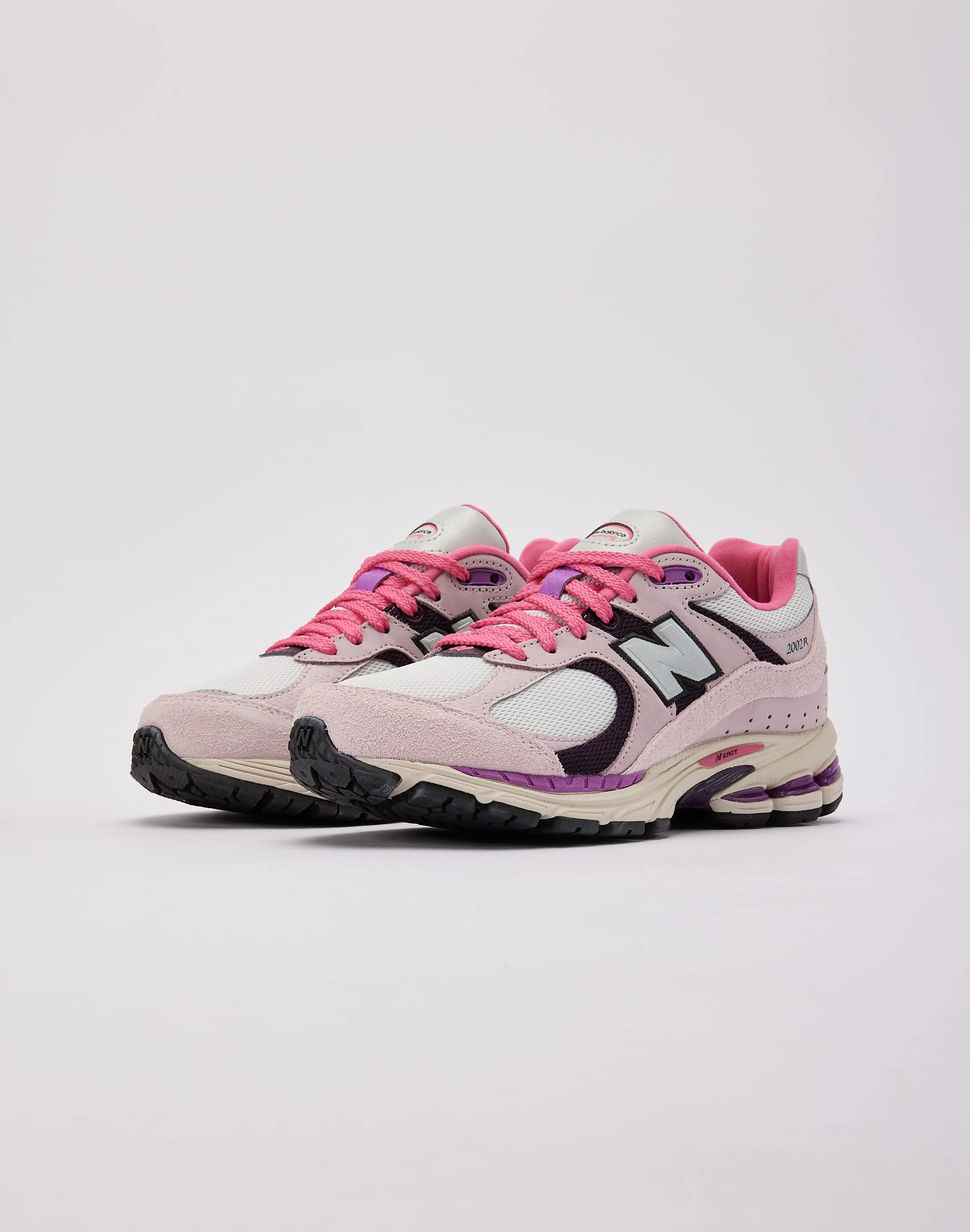 New Balance 2002R