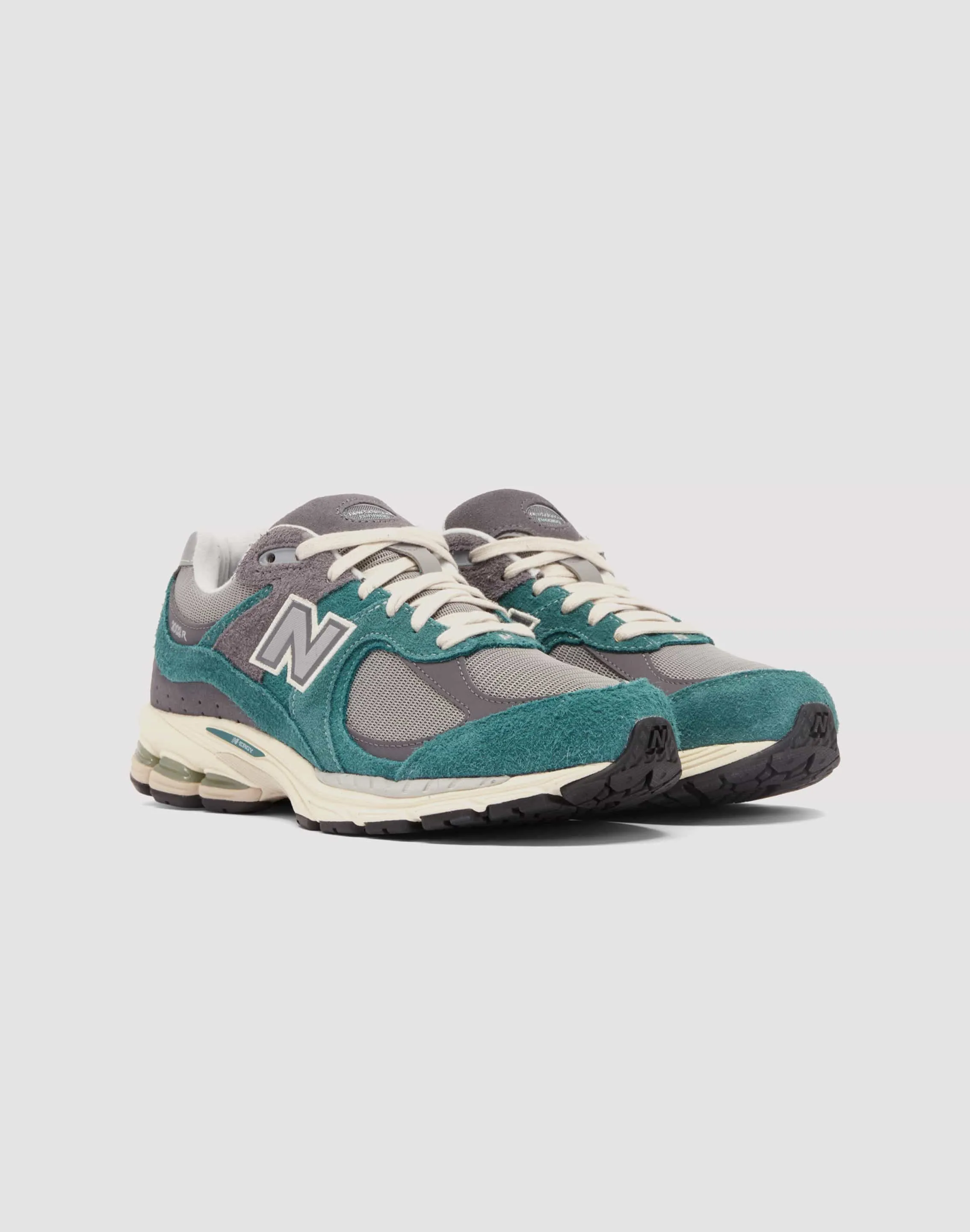 New Balance 2002R