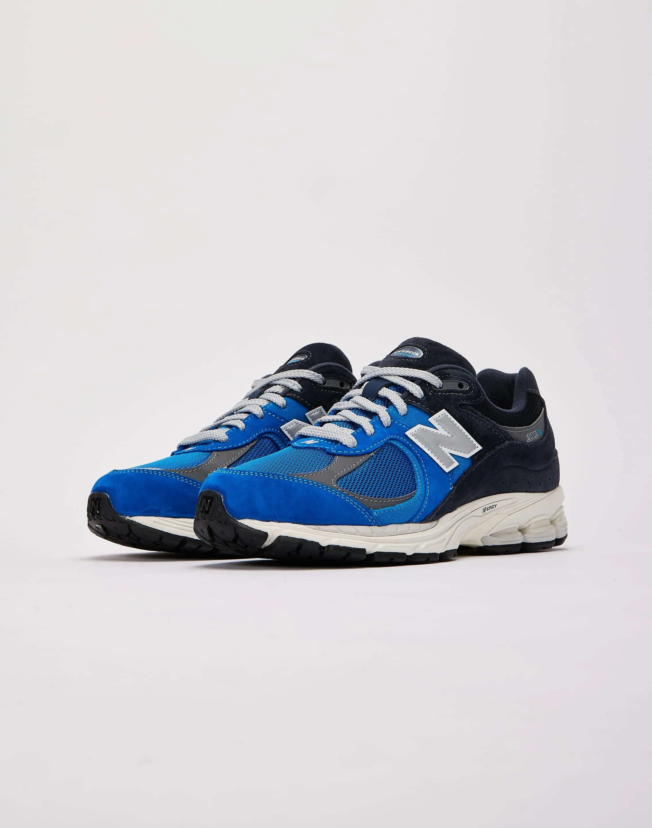 New Balance 2002R