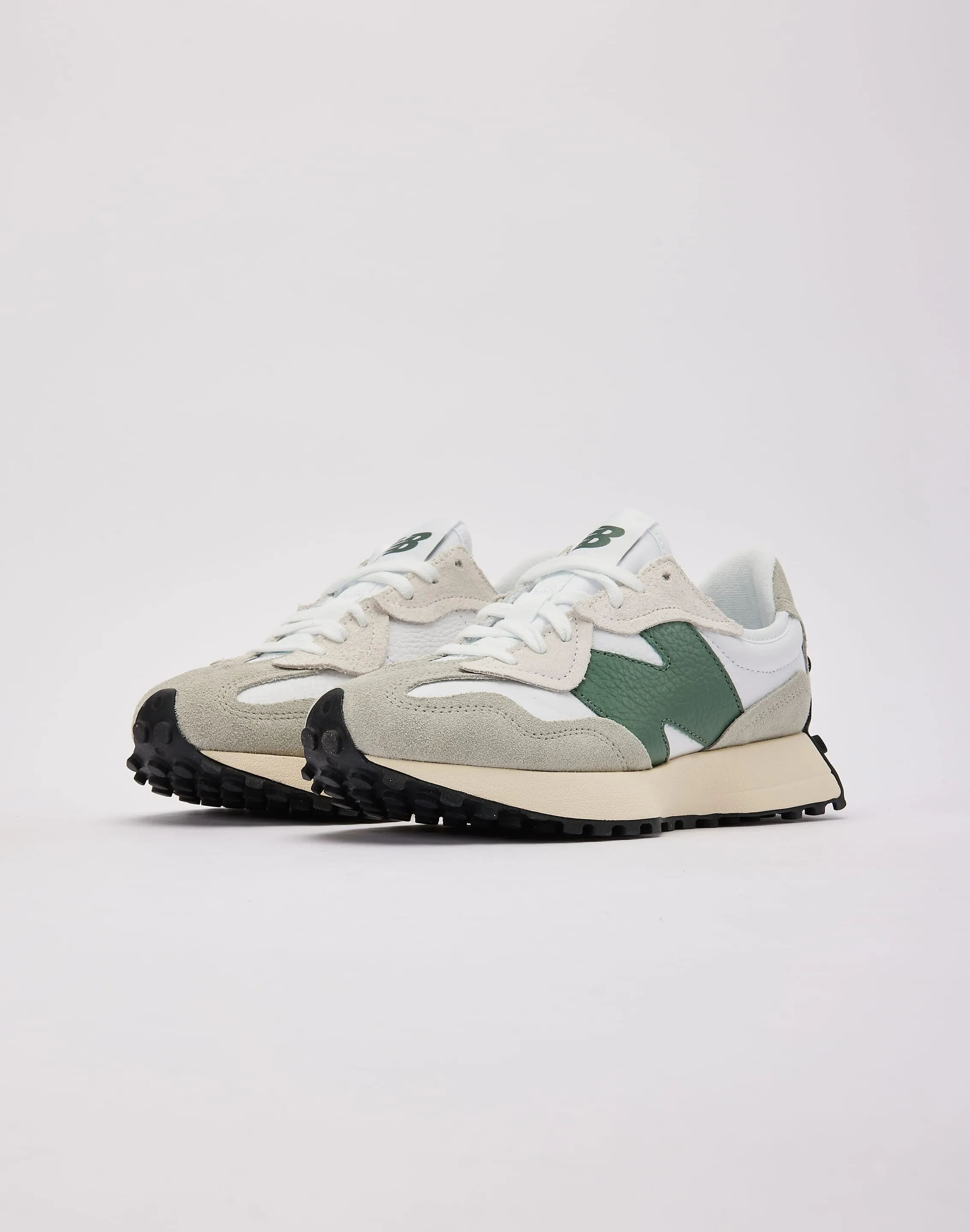New Balance 327