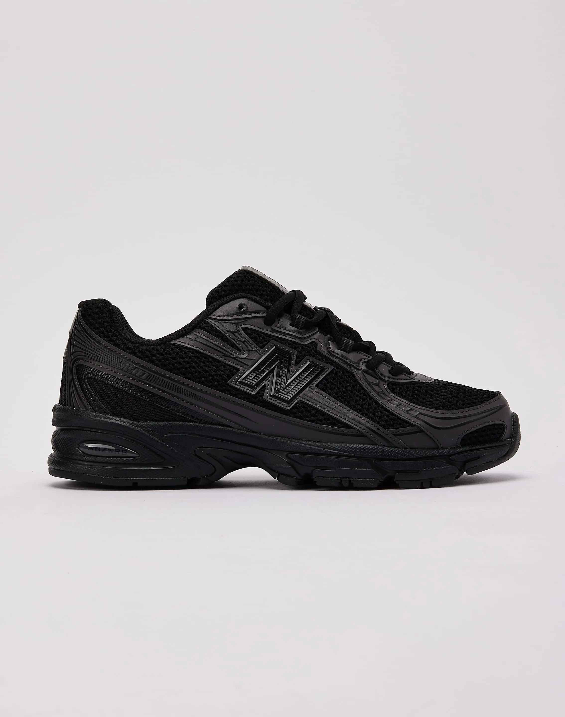 New Balance 740