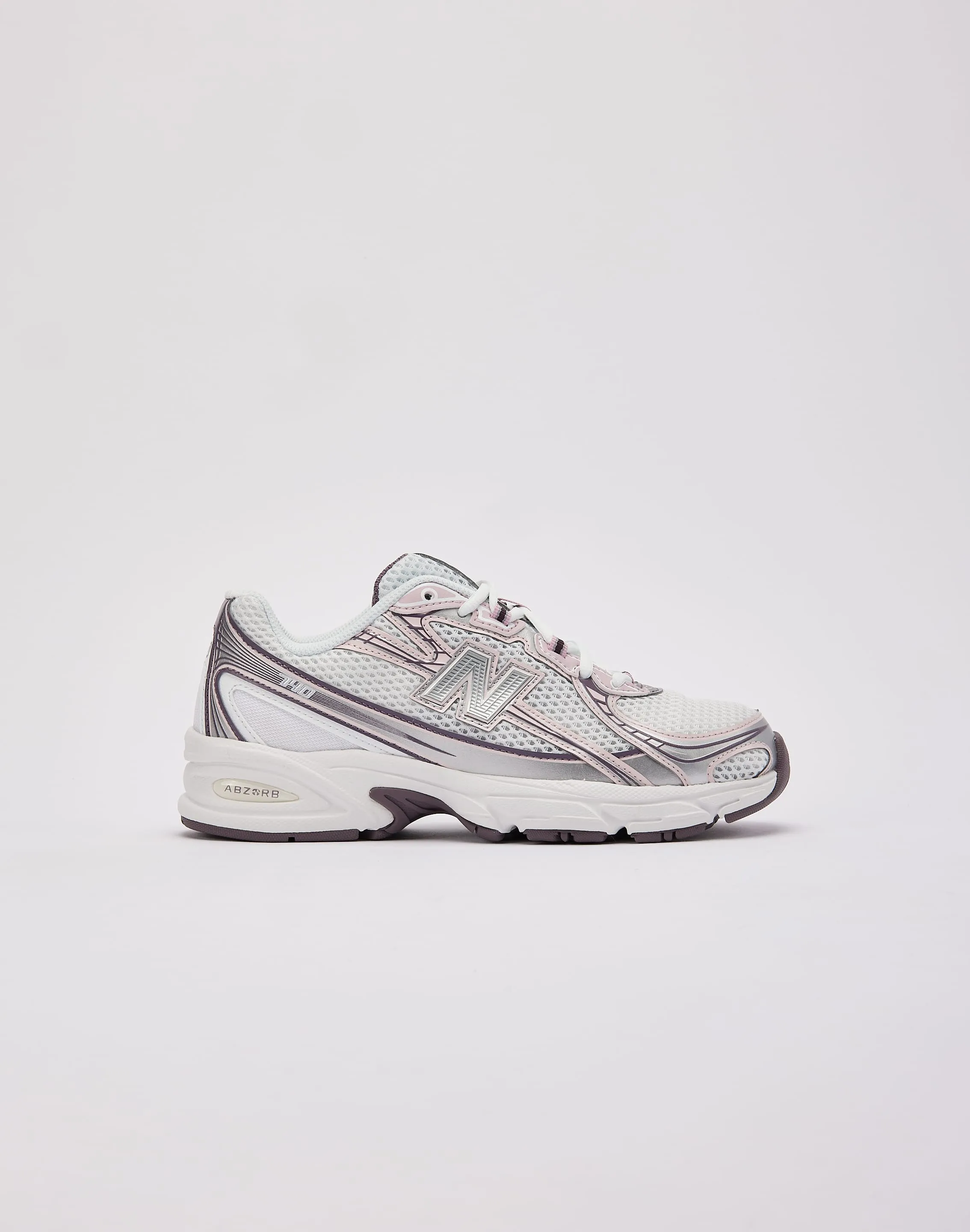 New Balance 740