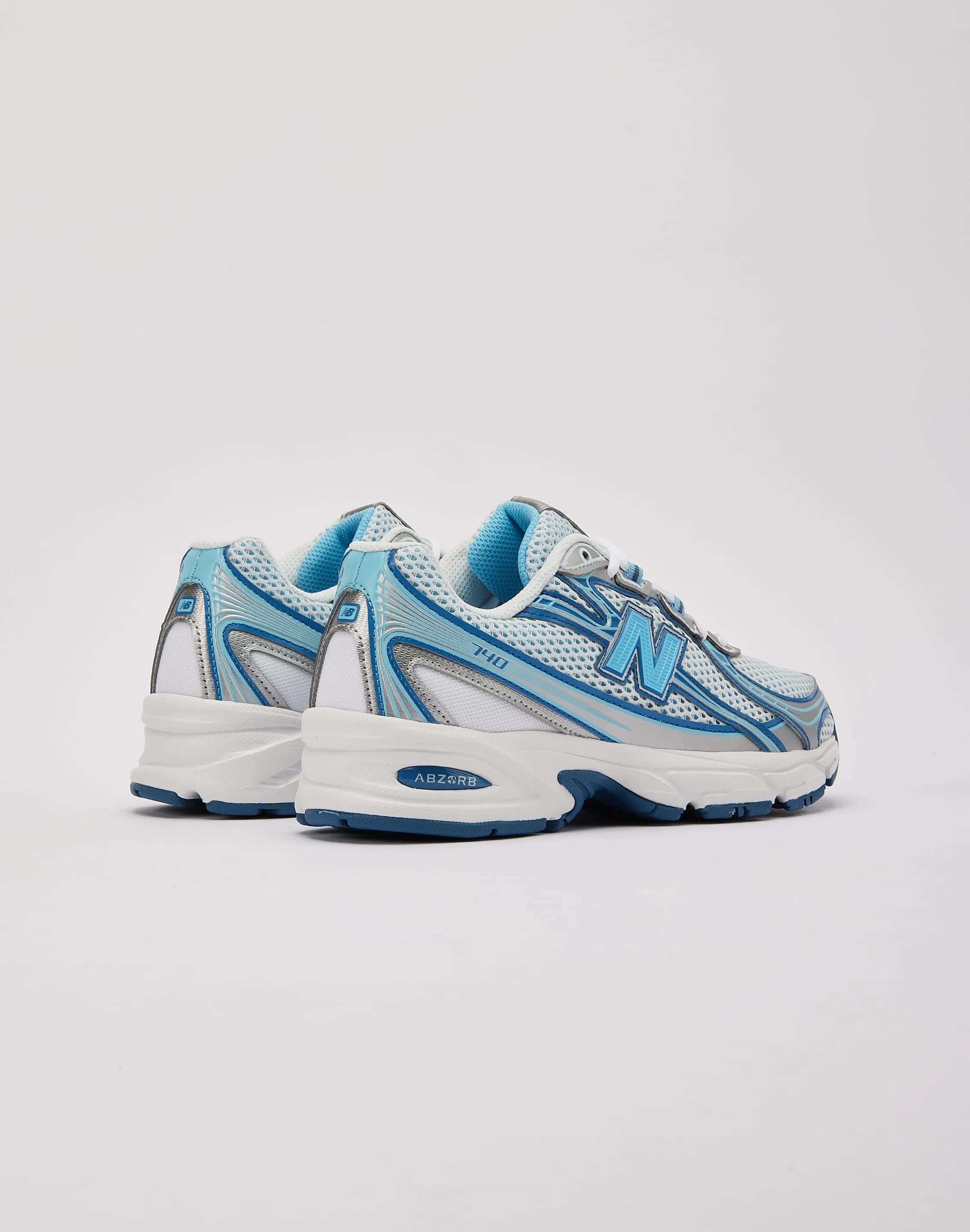 New Balance 740