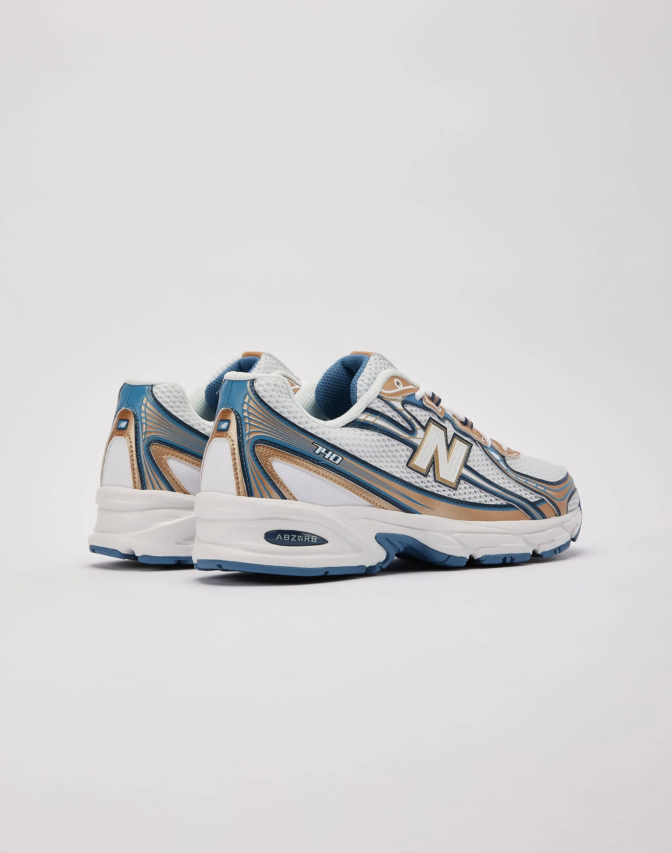 New Balance 740