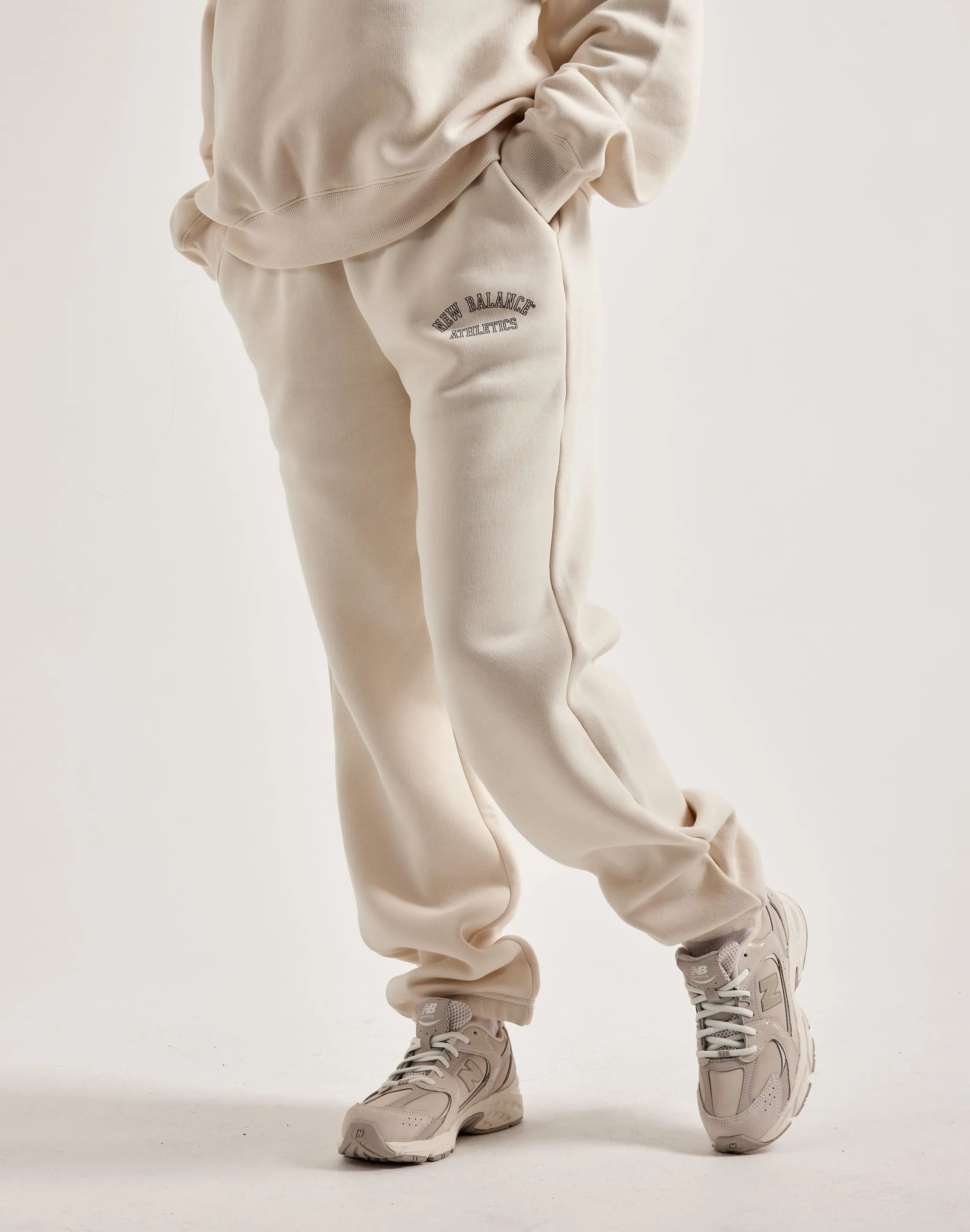 New Balance Graphic Sweatpants