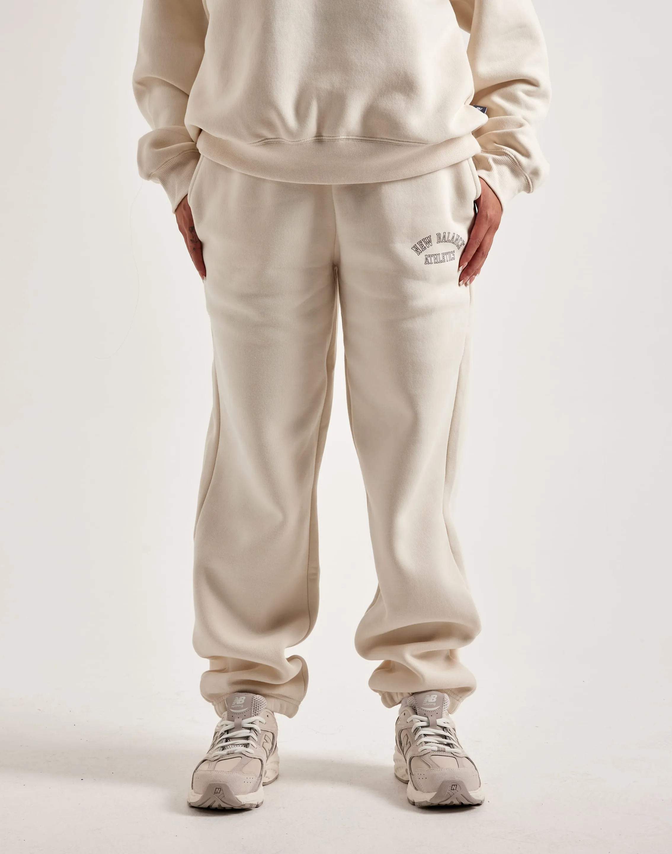 New Balance Graphic Sweatpants