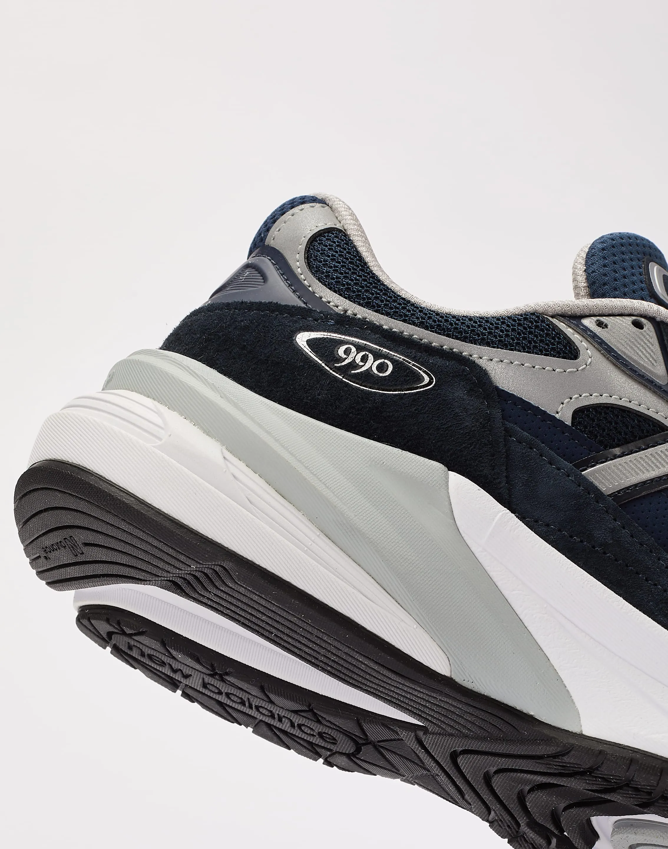 New Balance MADE in USA 990v6