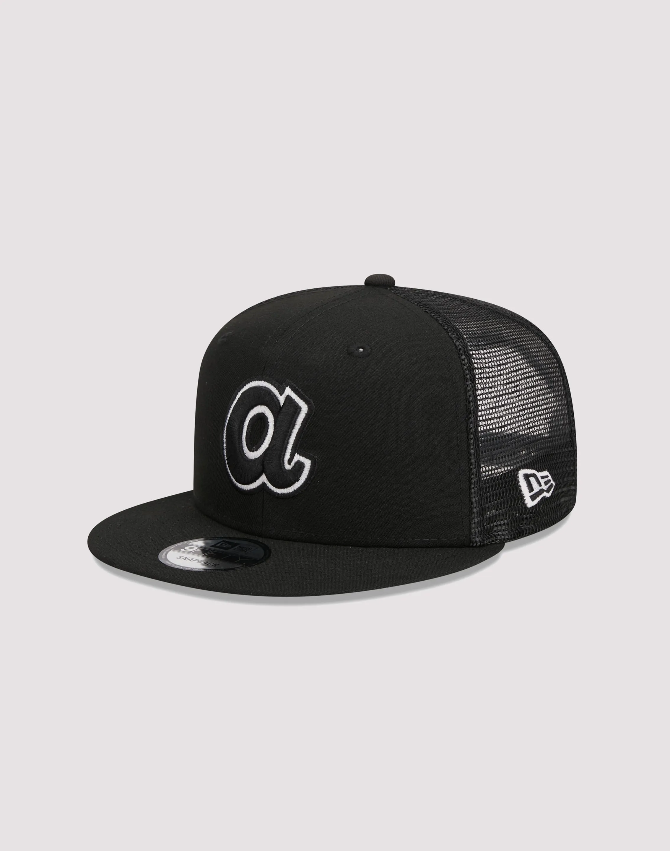 New Era Atlanta Braves 9FIFTY Evergreen Trucker Snapback
