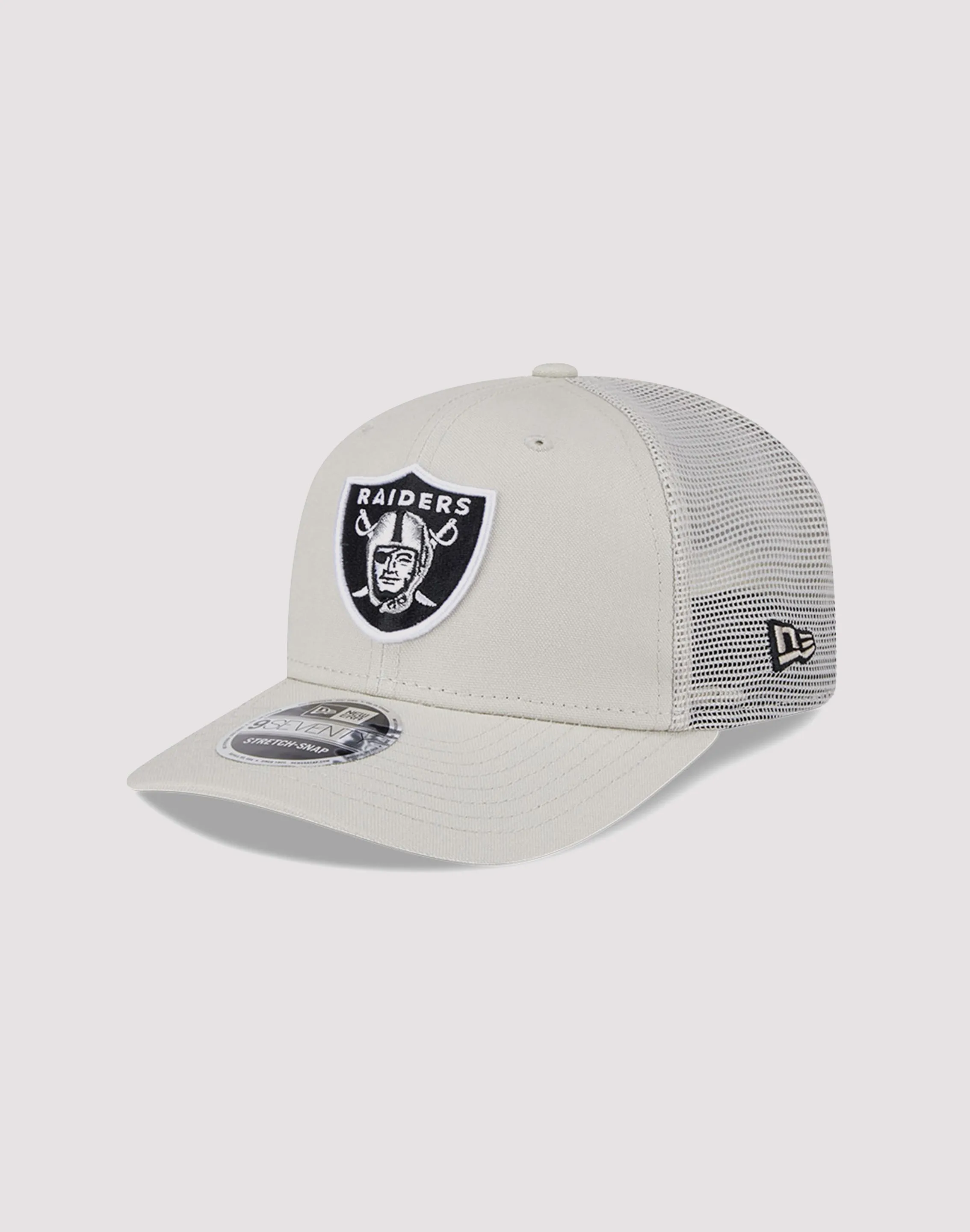 New Era Las Vegas Raiders Canvas 9SEVENTY Trucker Hat