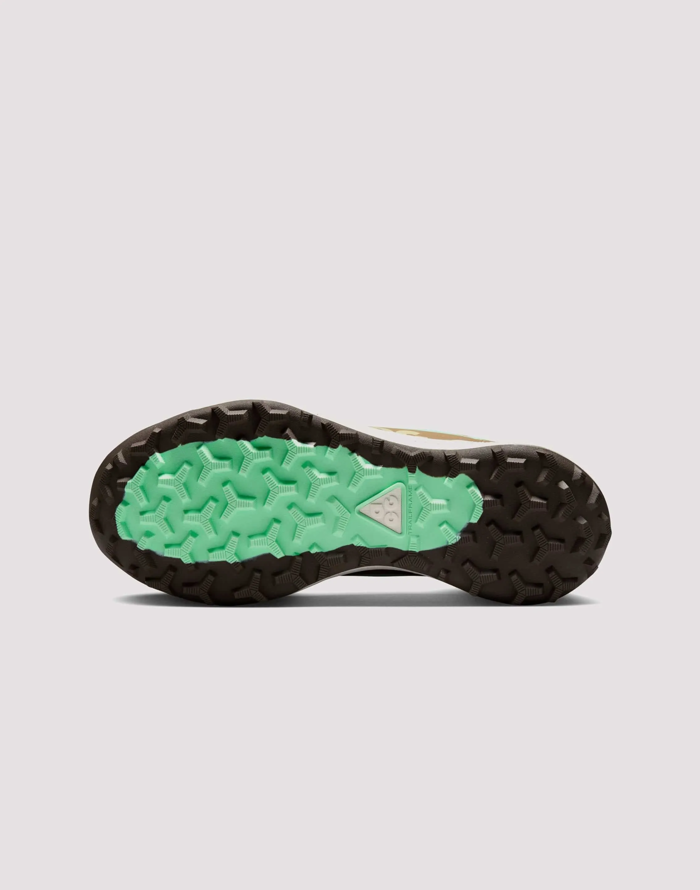Nike ACG Lowcate "Limestone/Green Glow/Driftwood"
