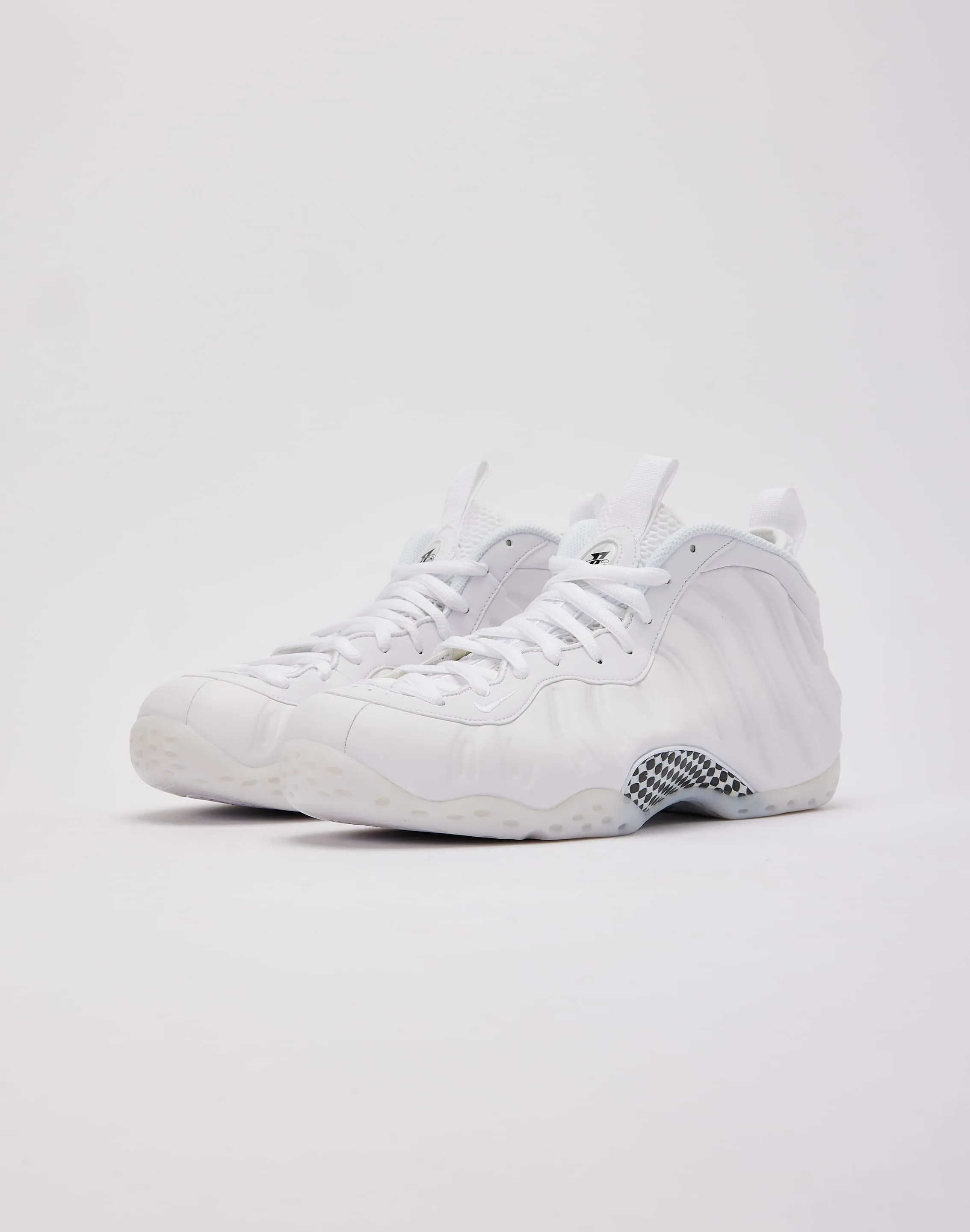 Nike Air Foamposite One 'Triple White'