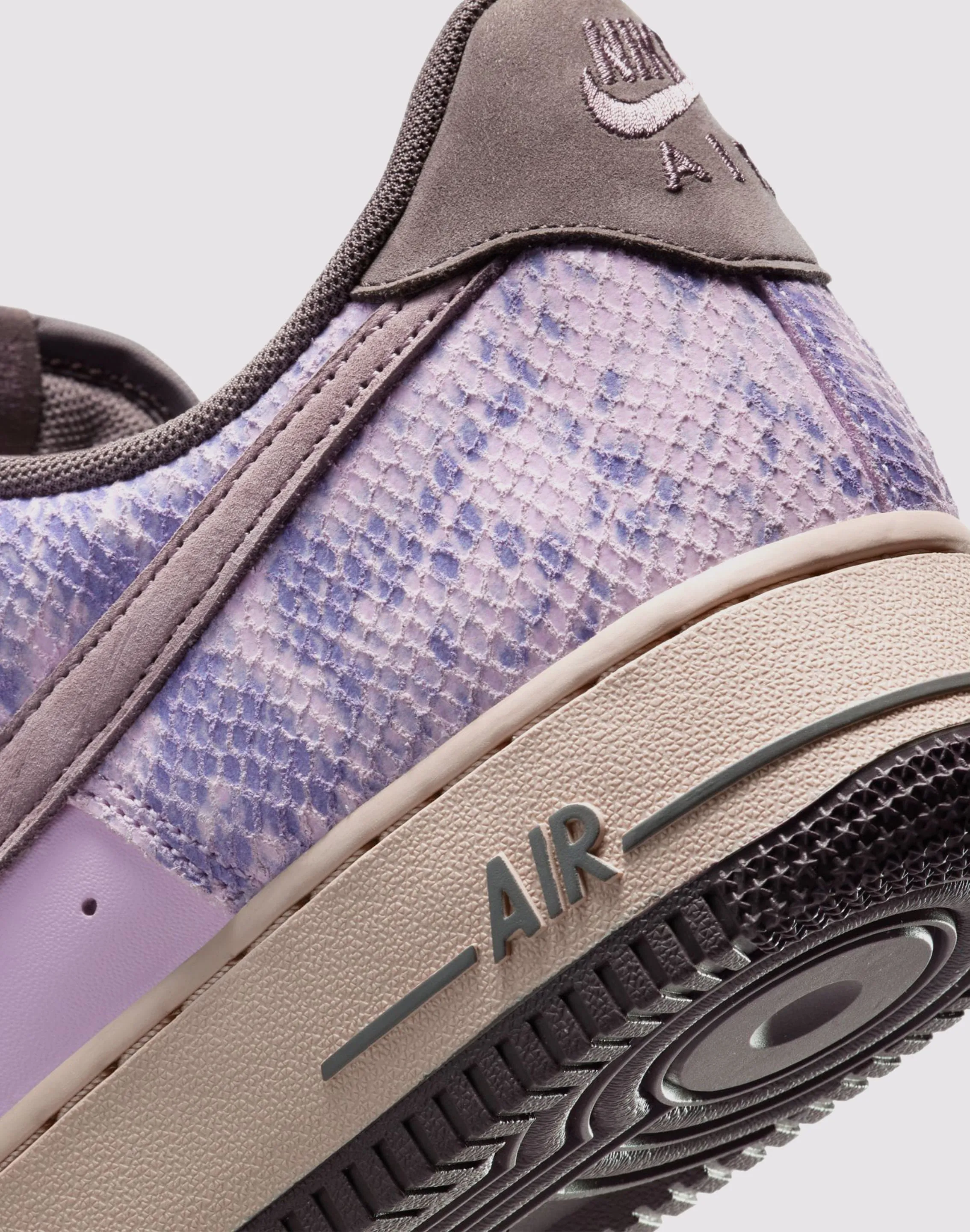 Nike Air Force 1 '07 LV8 "Doll/Taupe Grey/Sanddrift/Cave Stone"