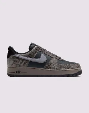 Nike Air Force 1 '07 LV8