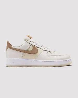 Nike Air Force 1 Low LV8