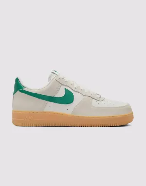 Nike Air Force 1 Low LV8