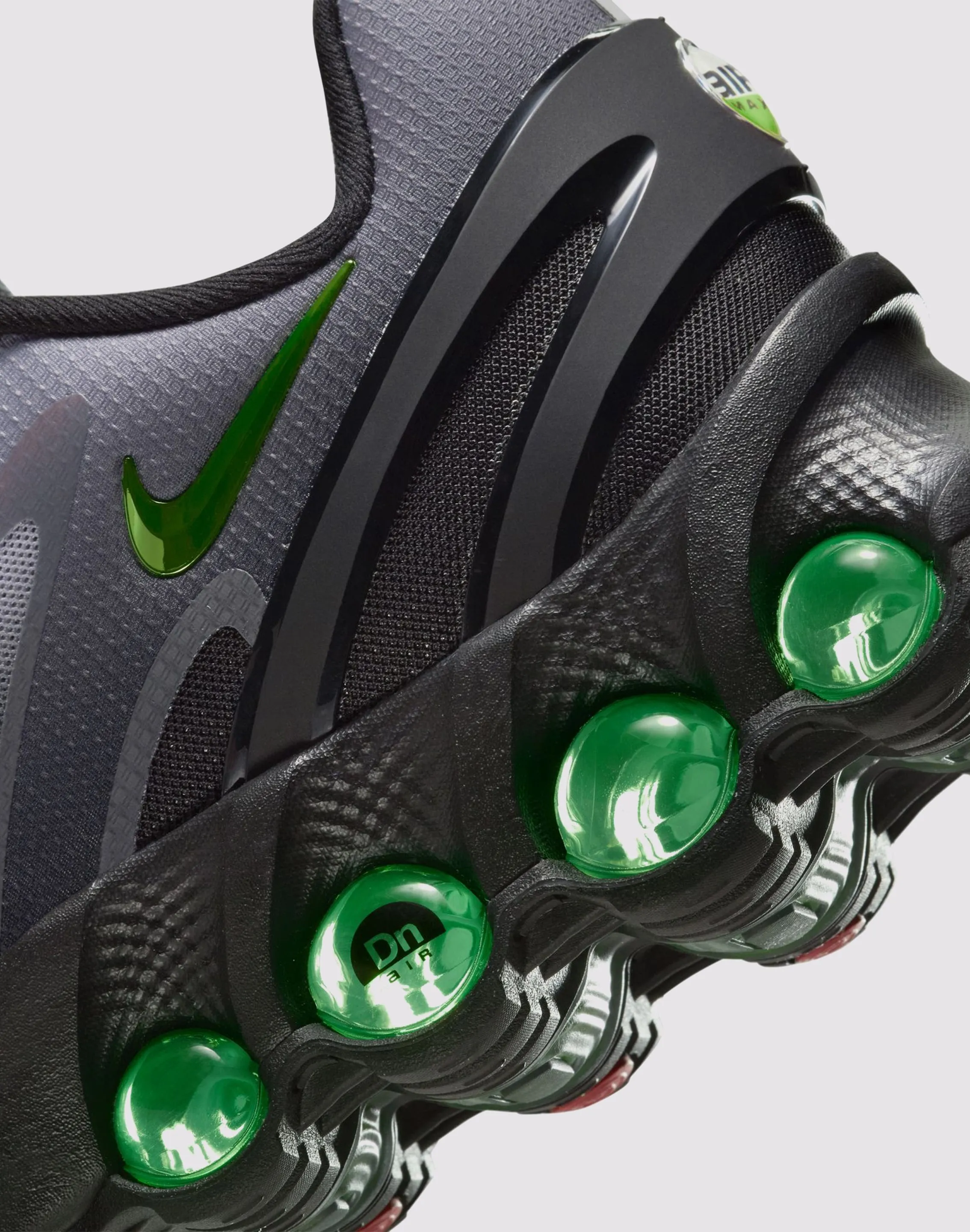 Nike Air Max Dn8 "Black Volt"