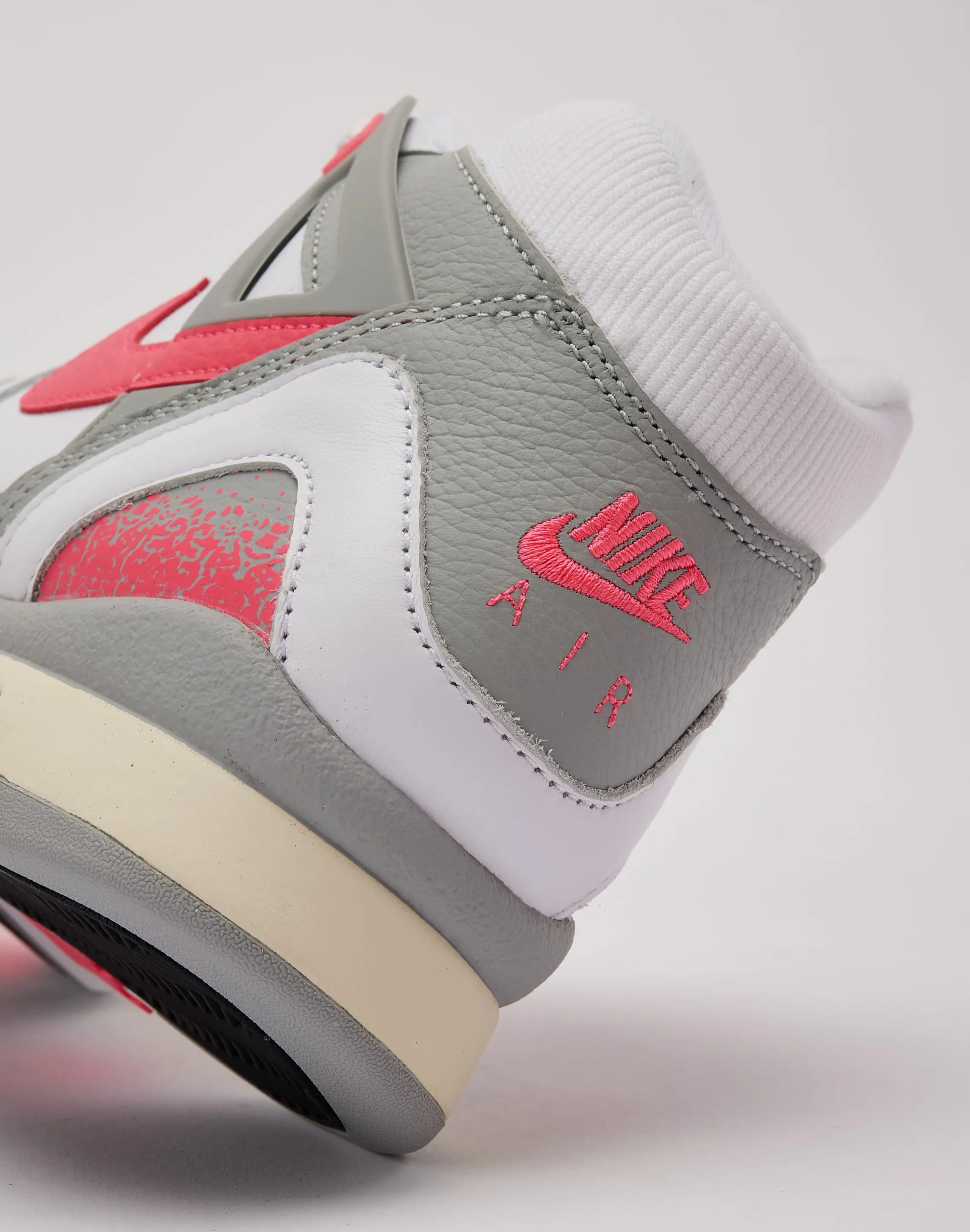 Nike Air Tech Challenge 2
