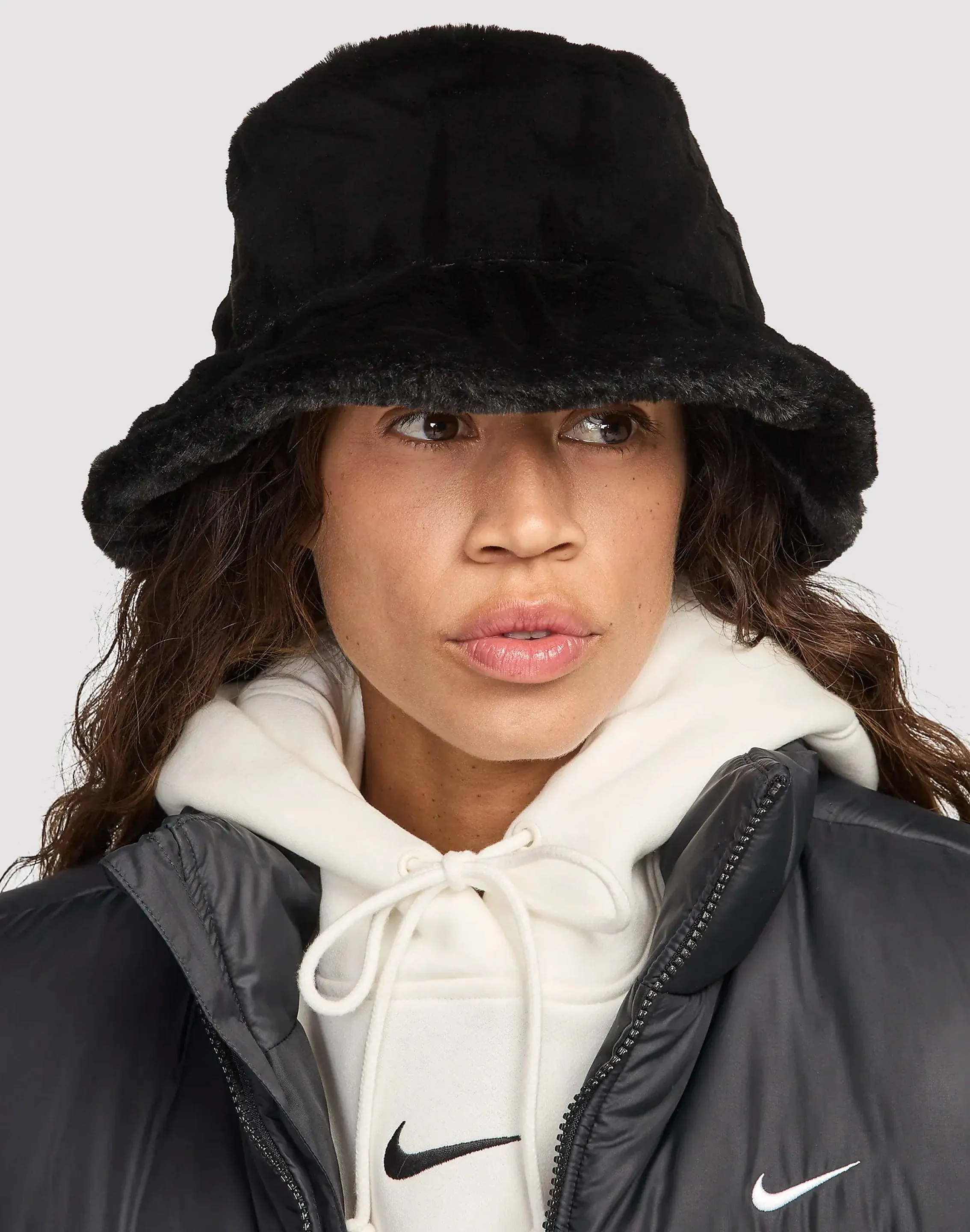 Nike Apex Faux Fur Bucket Hat