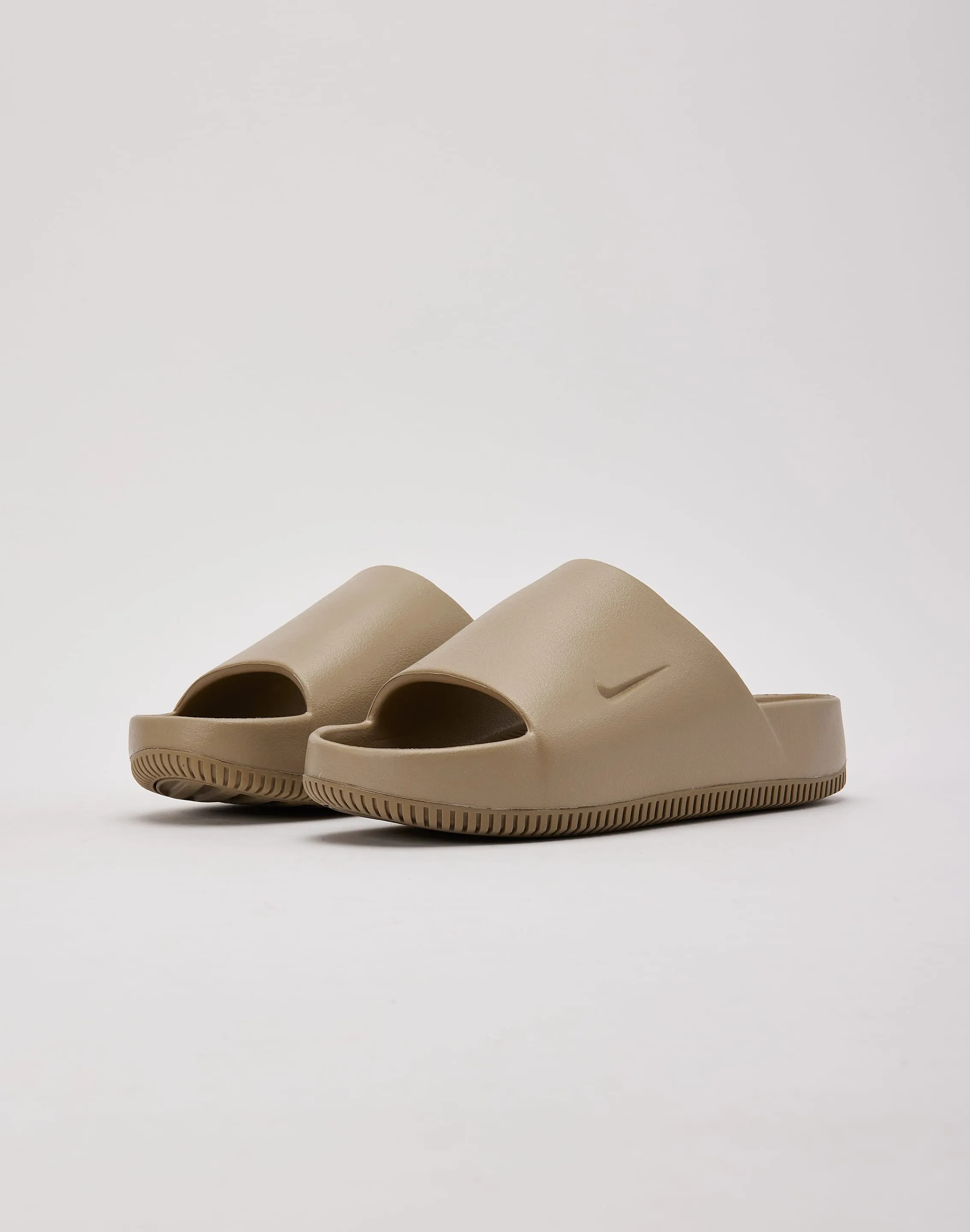 Nike Calm Slides