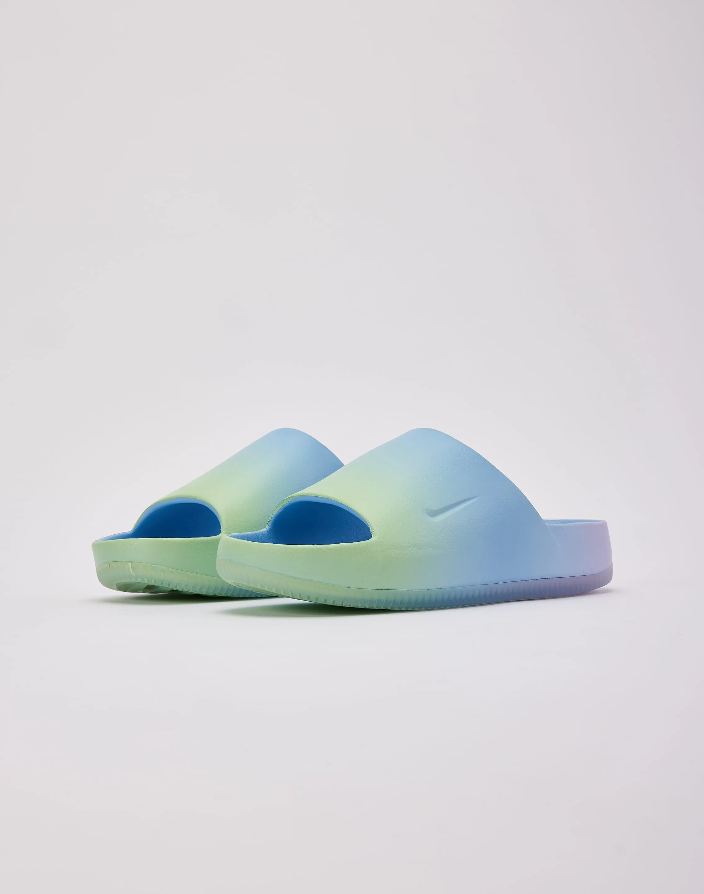 Nike Calm Slides