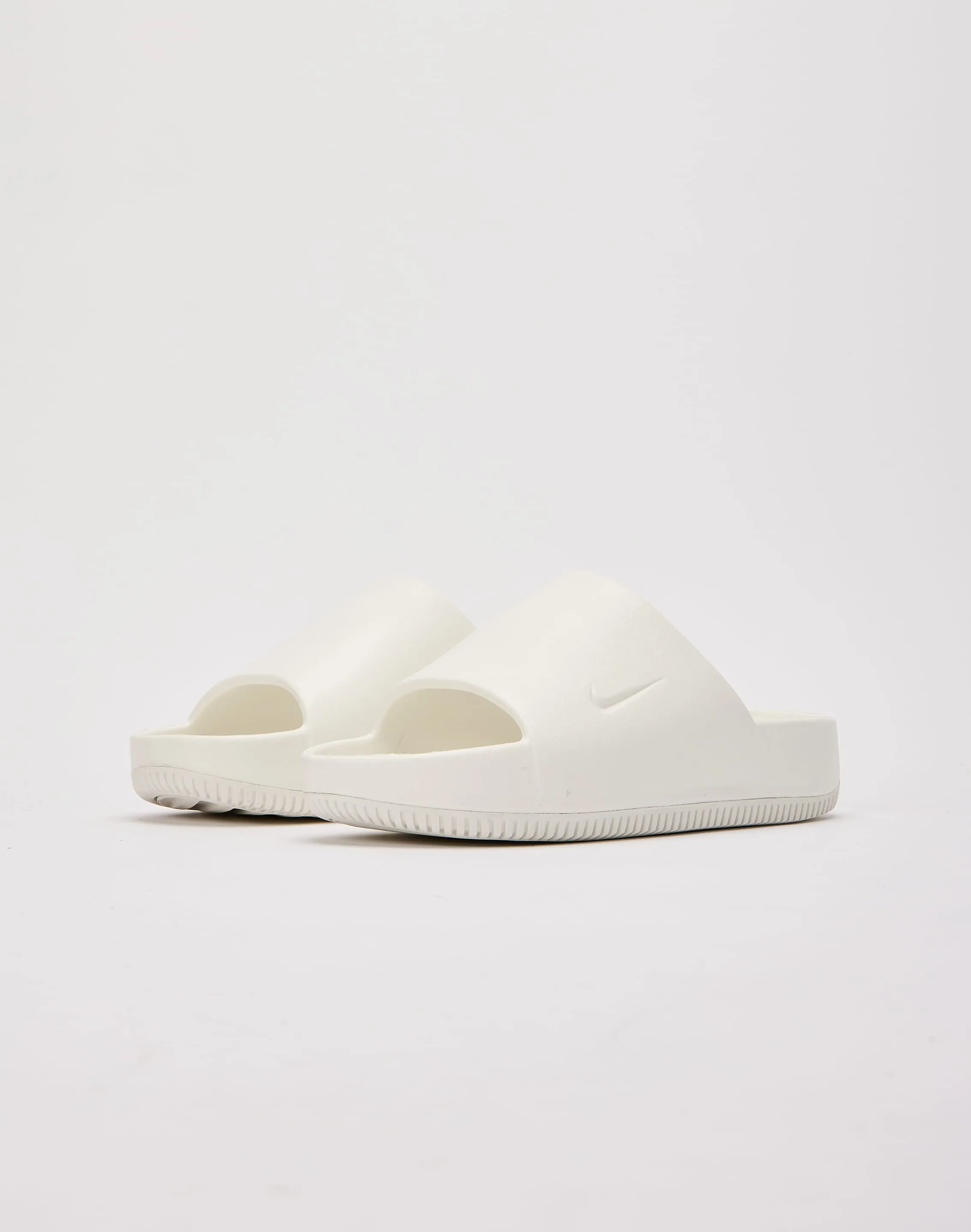 Nike Calm Slides