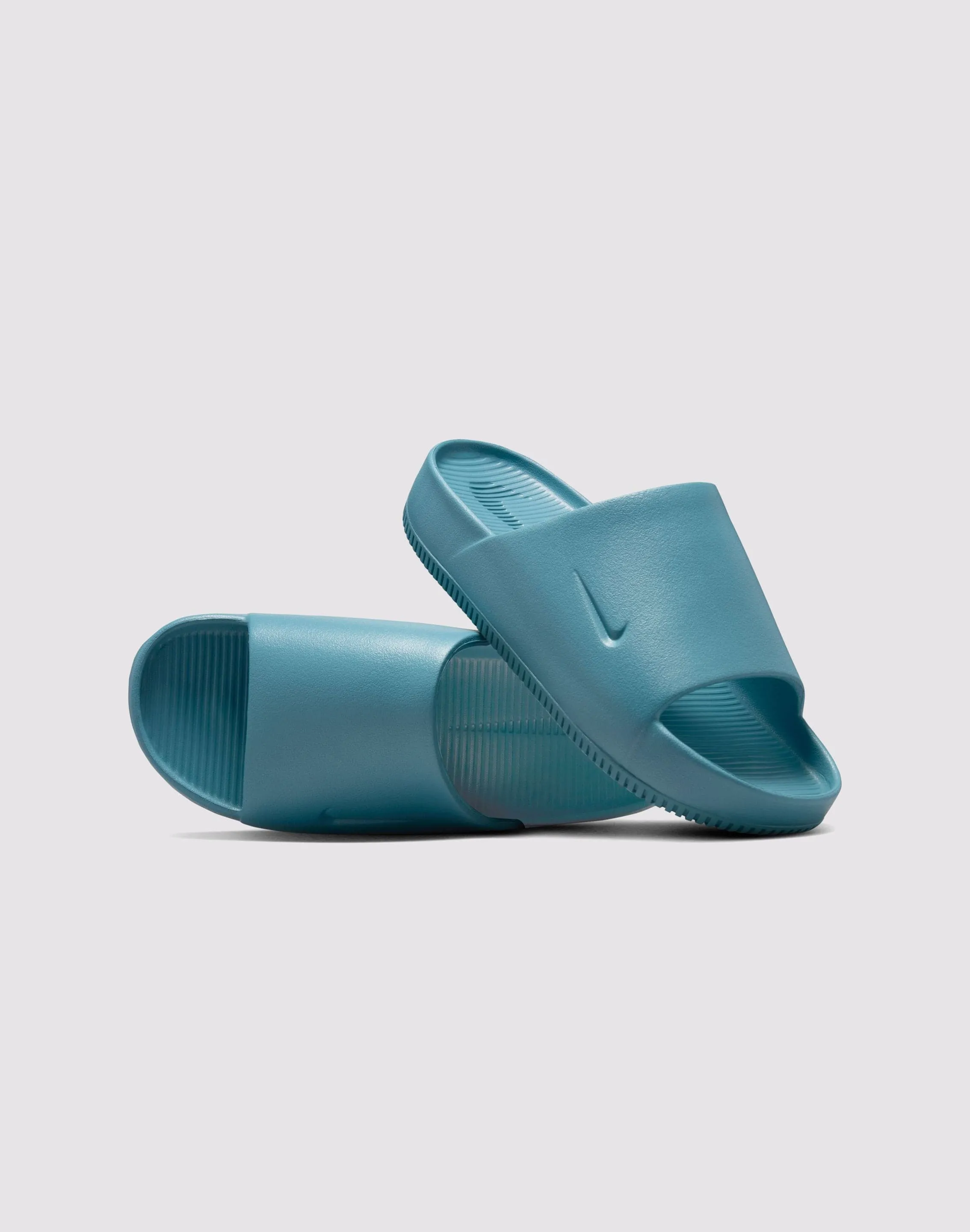 Nike Calm Slides